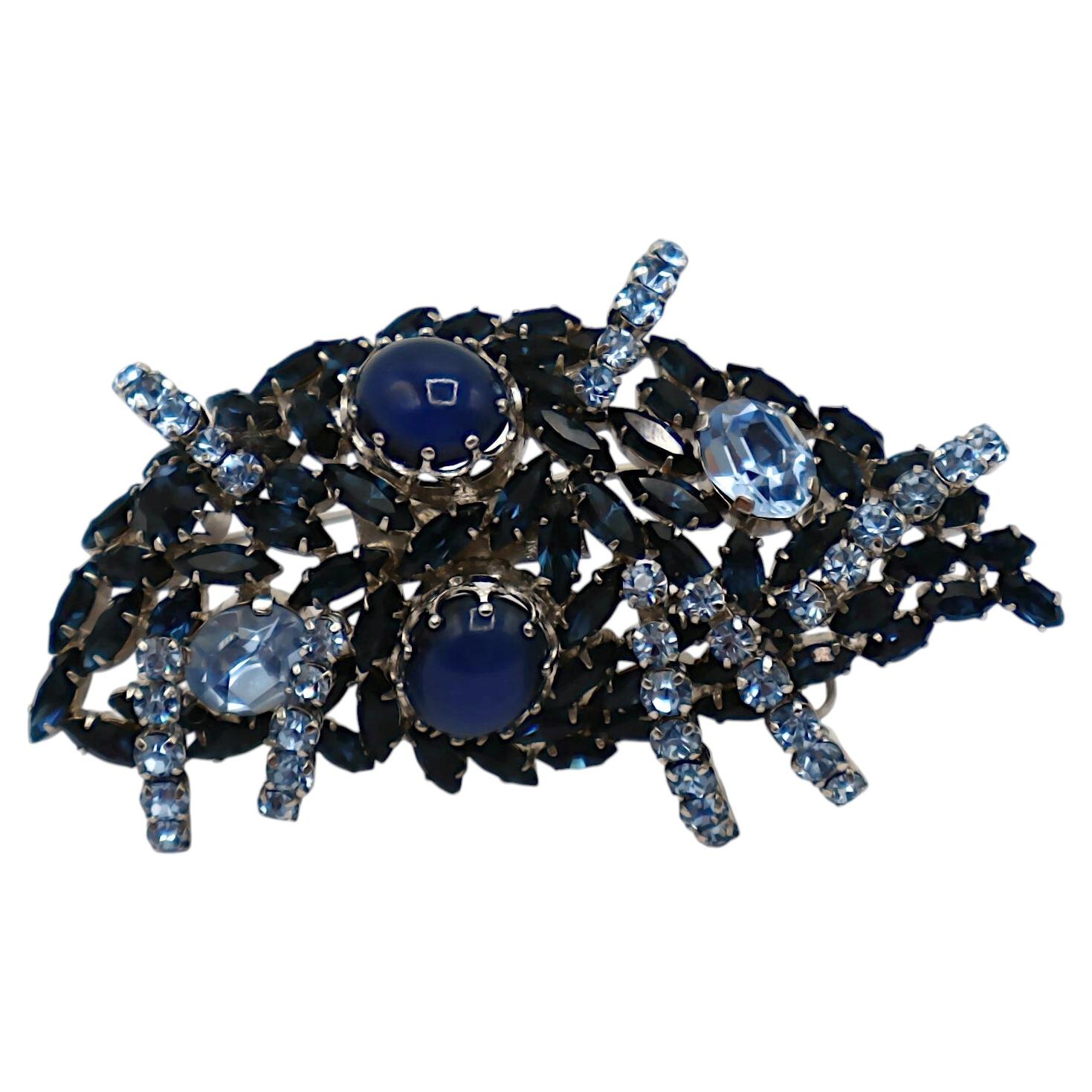Pre-owned Guy Laroche Vintage Jewelled Brooch In Multiple