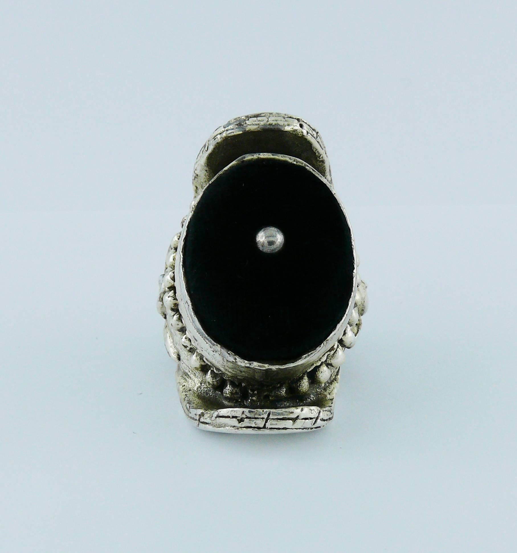 Yves Saint Laurent YSL Rare Massive Runway Sterling Silver Ring In Excellent Condition In Nice, FR