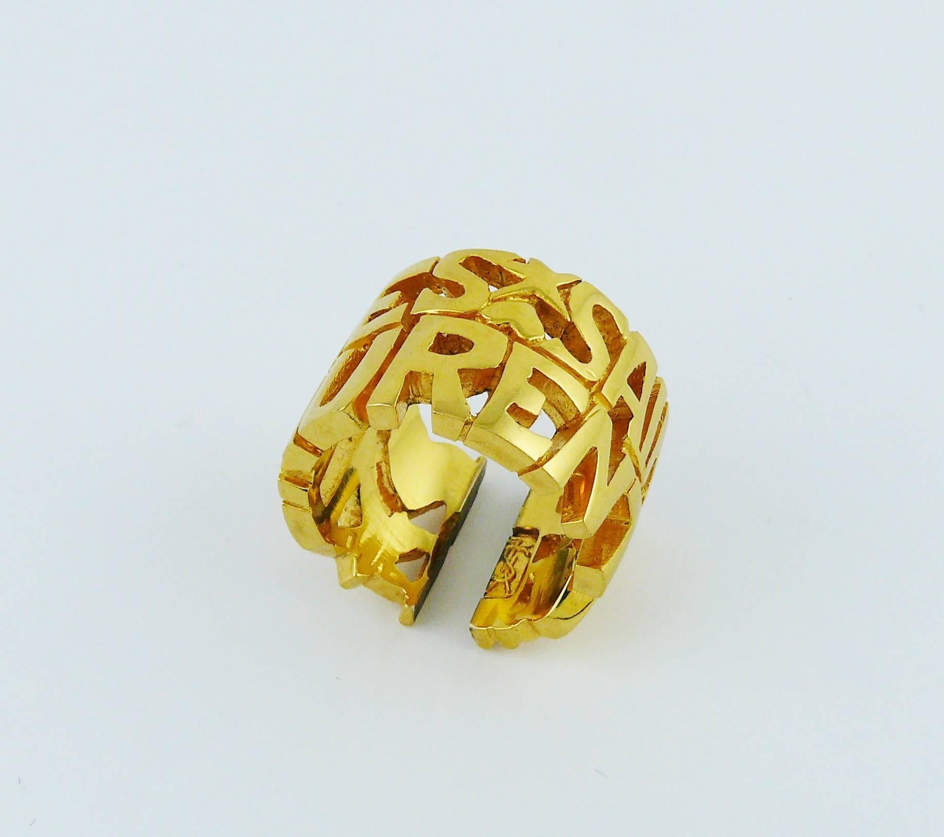 Yves Saint Laurent YSL Vintage Gold Toned Ring In Excellent Condition In Nice, FR