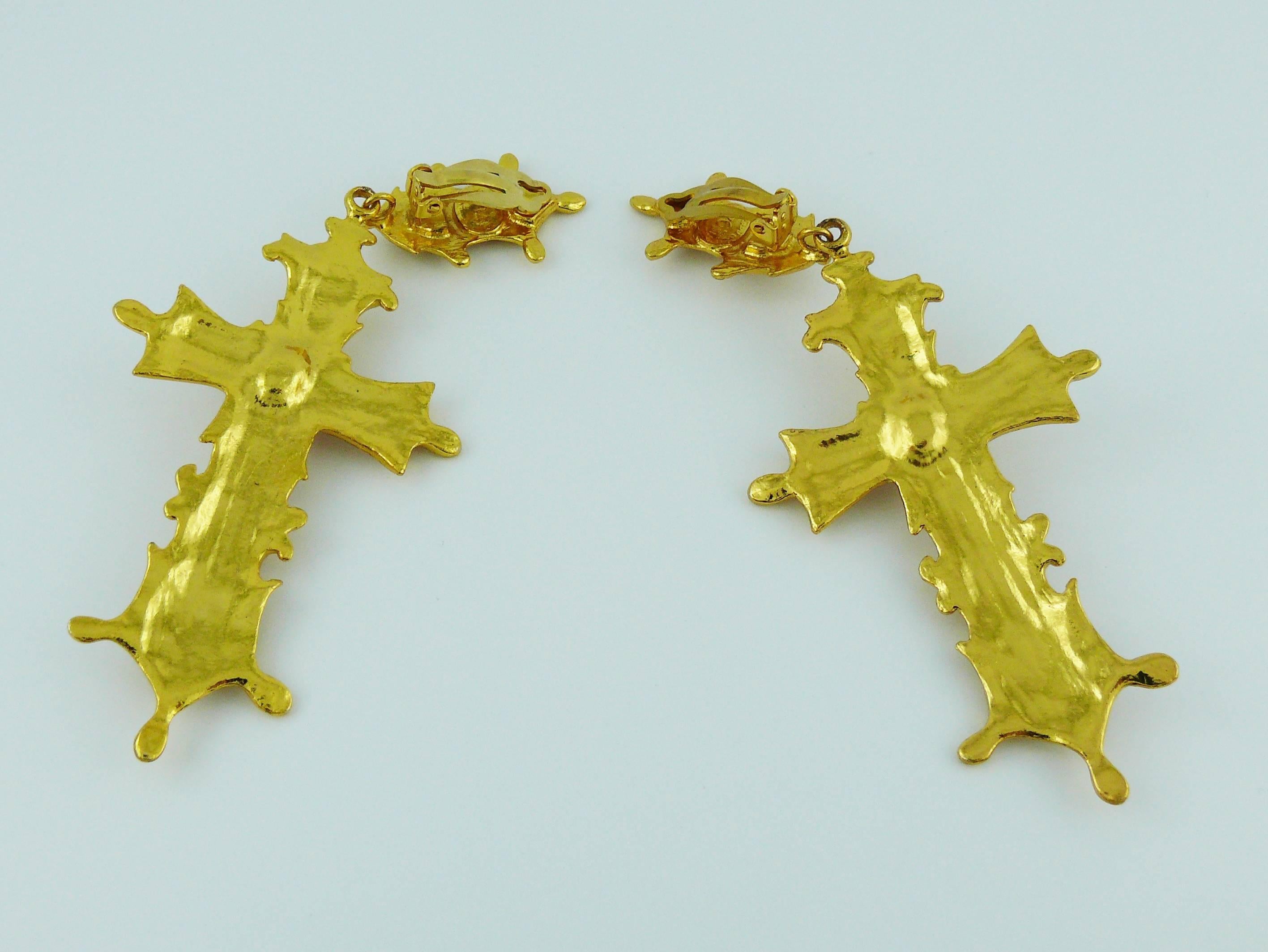 Christian Lacroix Vintage Long Enamel Cross Dangling Earrings  In Excellent Condition In Nice, FR