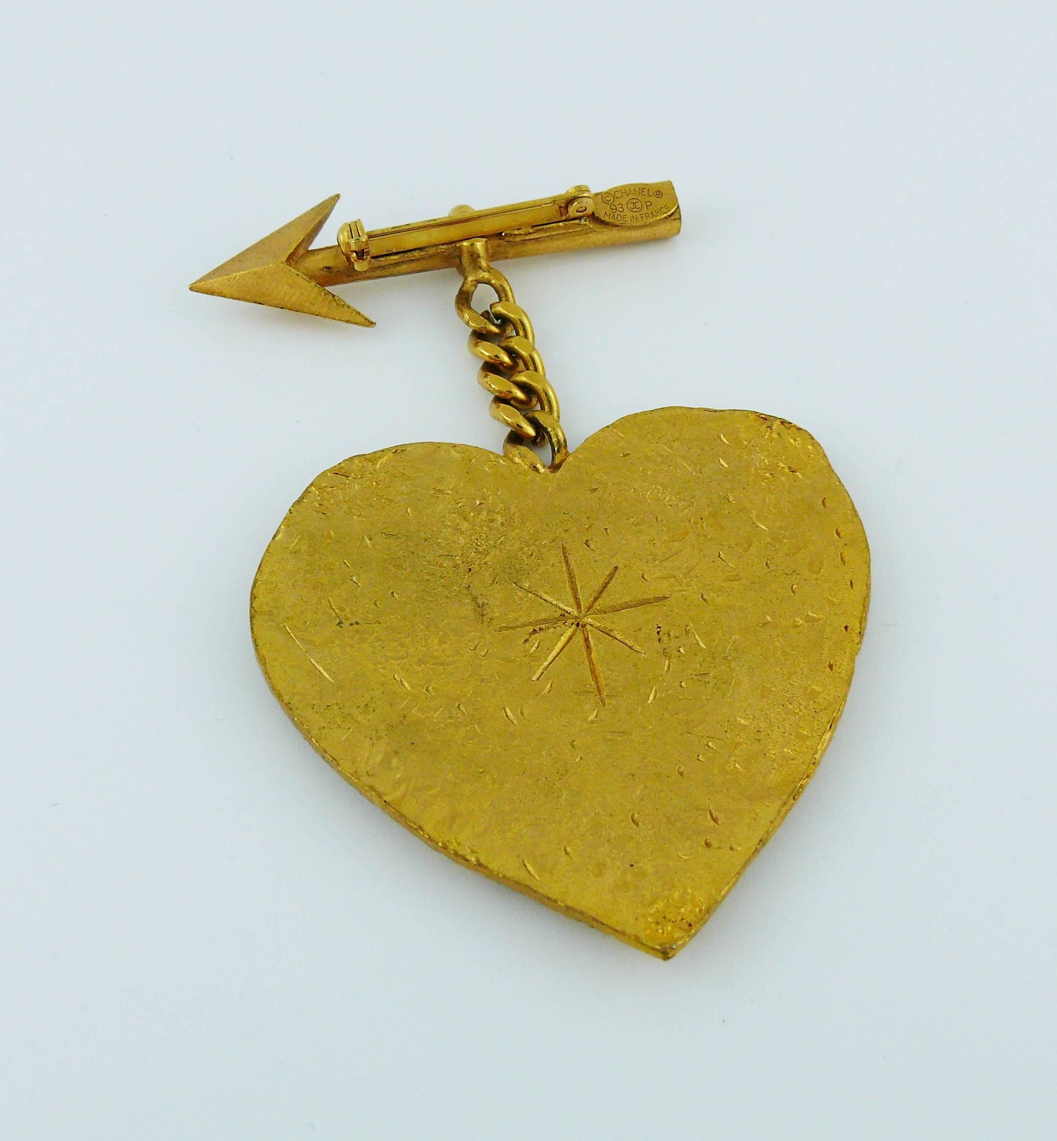 chanell heart arrow brooch