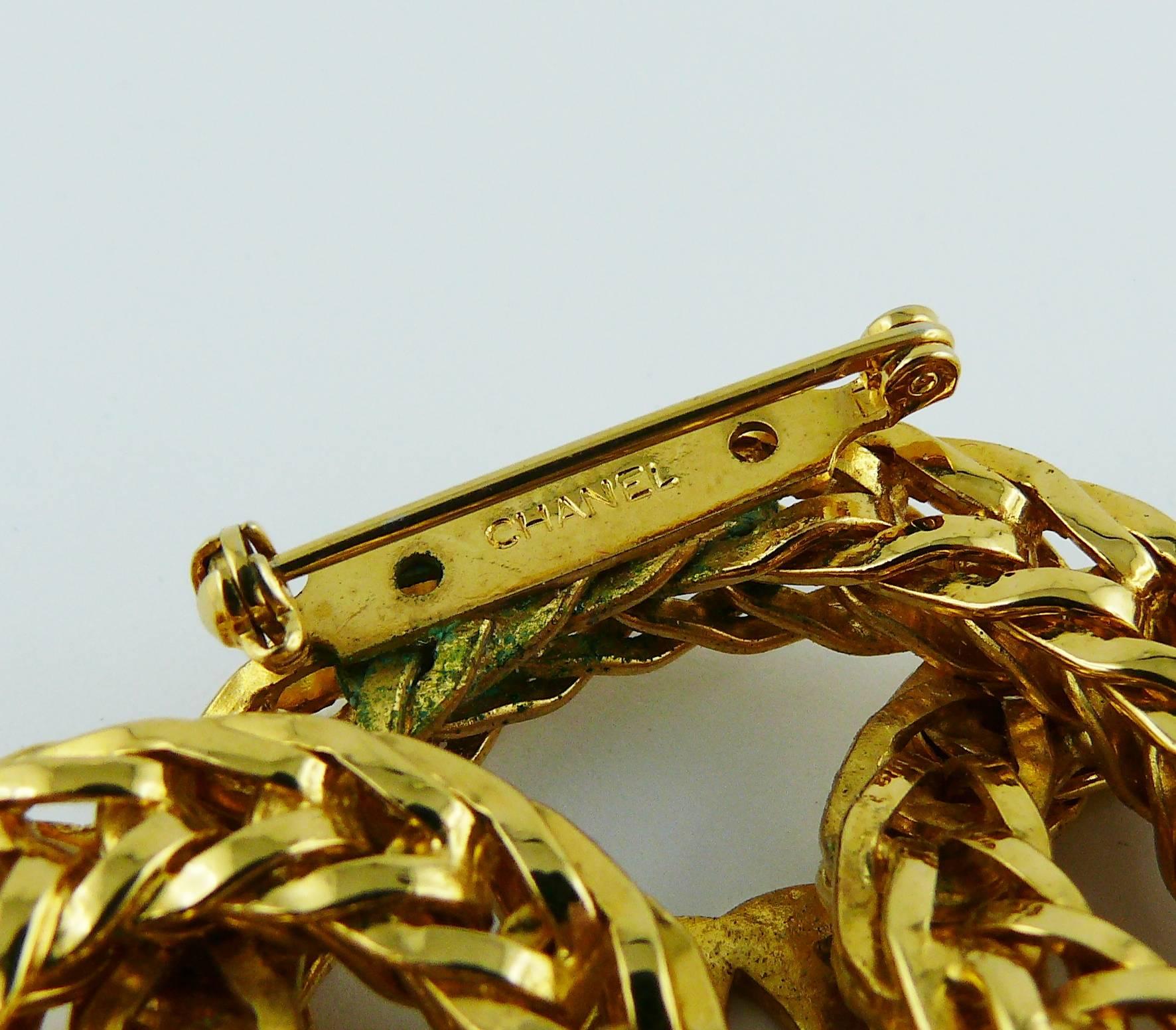 Chanel Vintage 1980s Gold Toned Chain Rings with CC Brooch 3