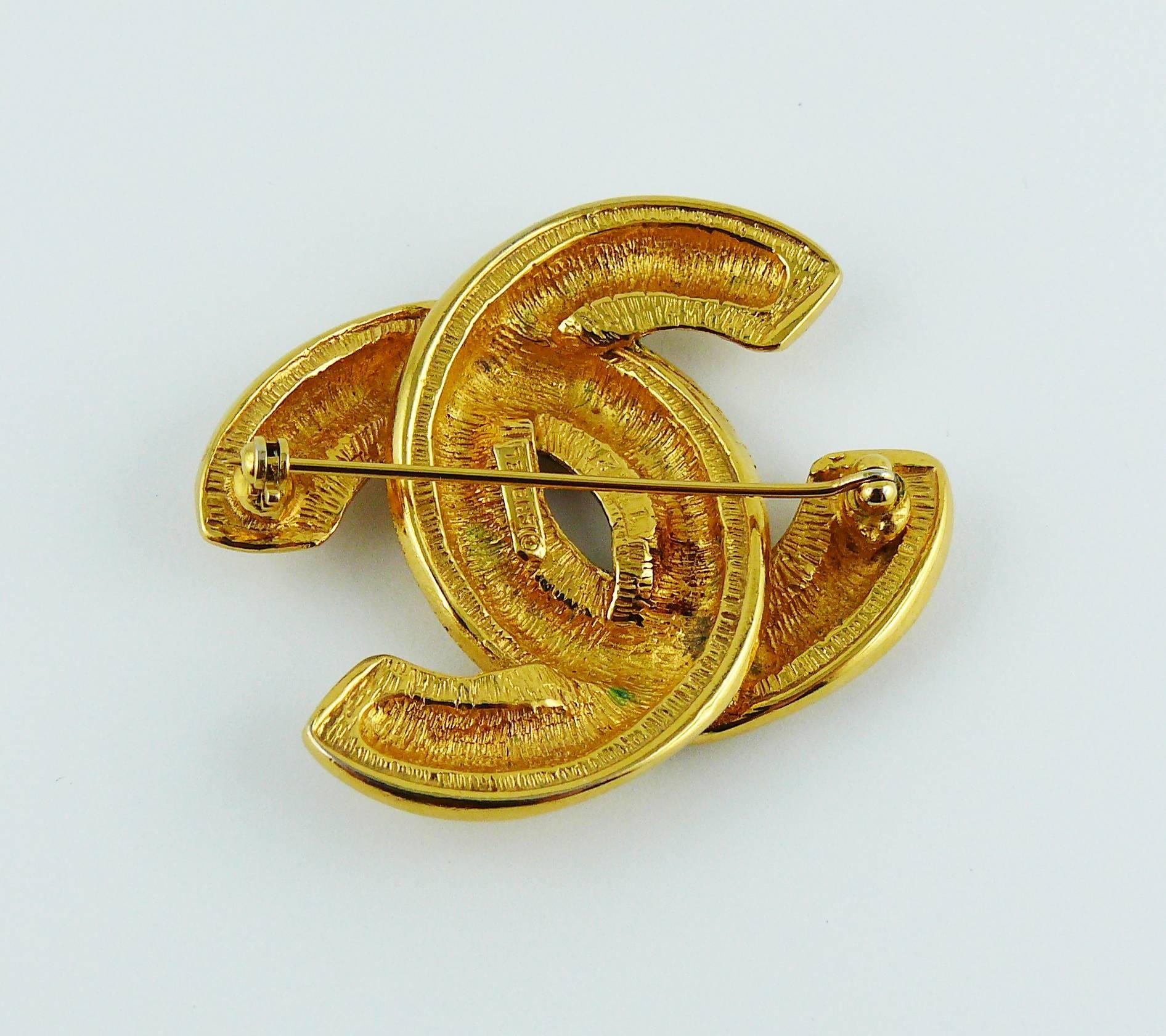 Women's Chanel Vintage Iconic Quilted CC Brooch