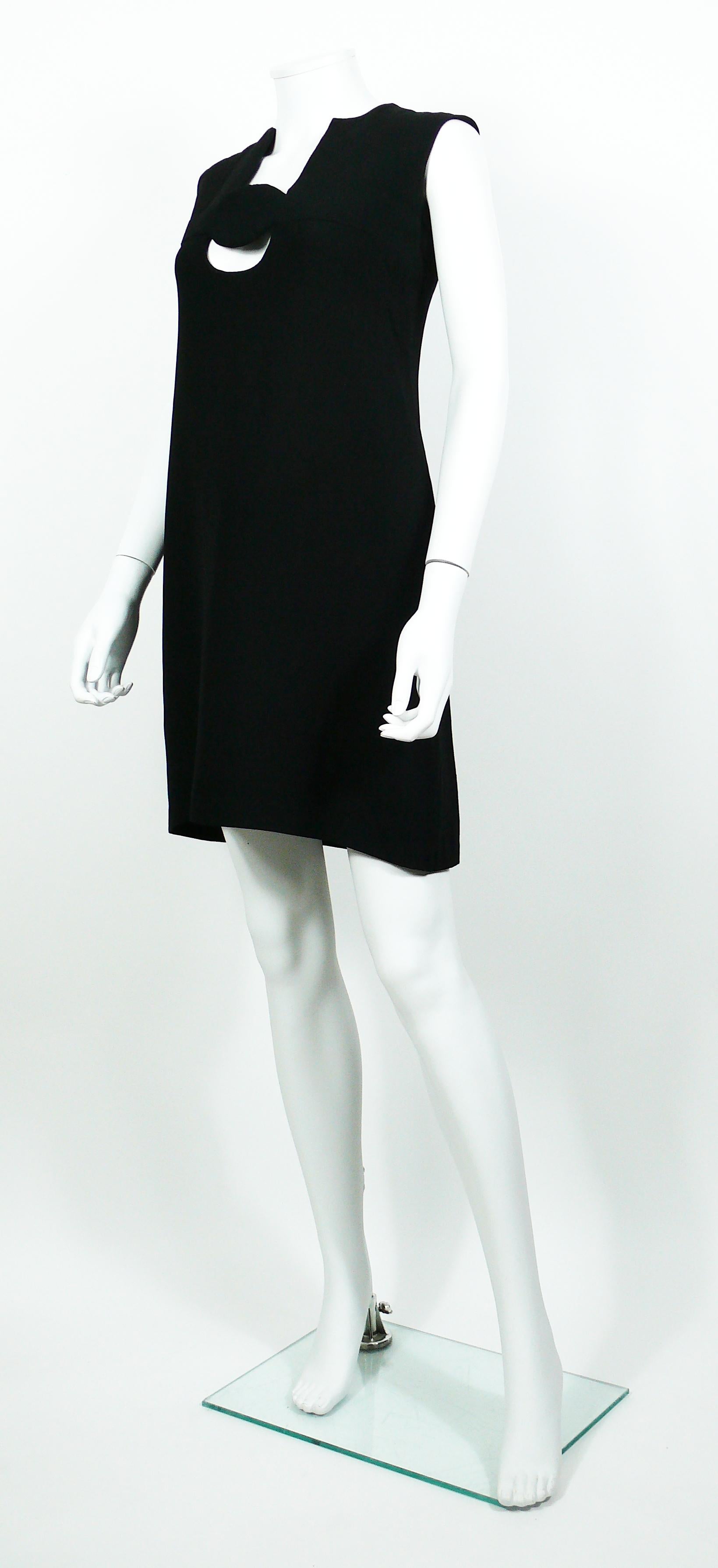 circle black dress