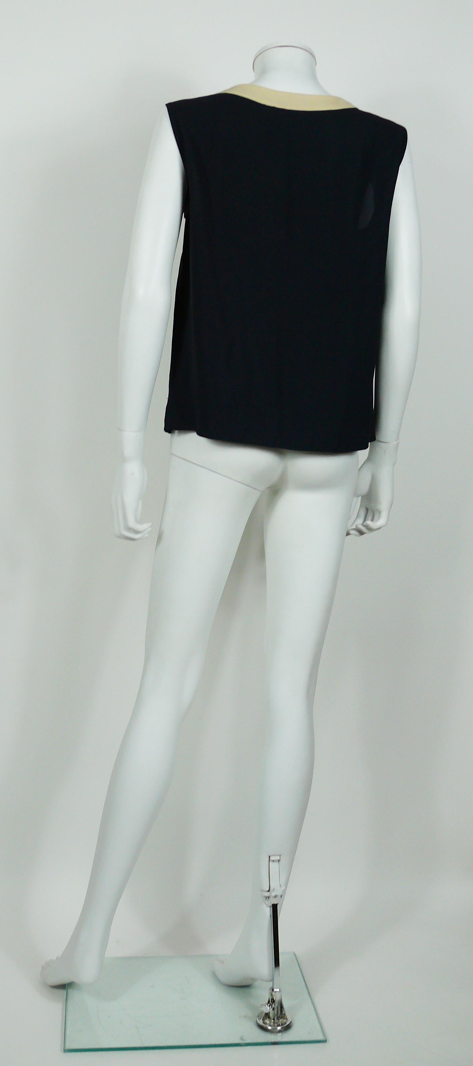 Moschino Cameo Top US Size 12 For Sale 1