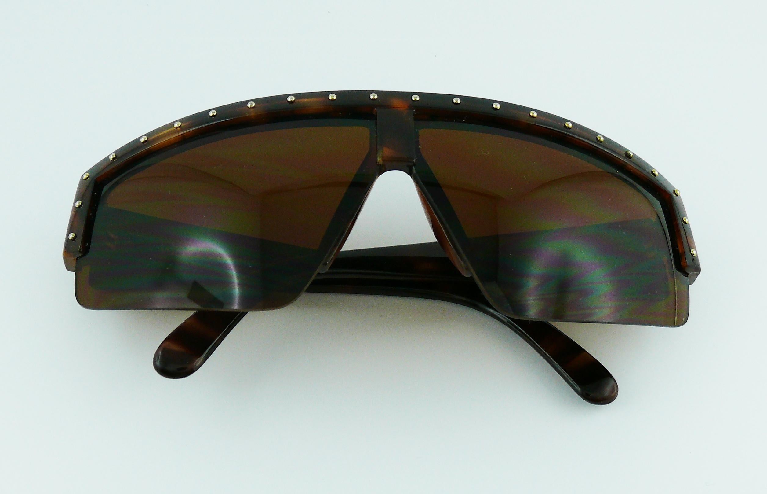 Gianni Versace Vintage Mod. 393 Shield Sunglasses 5