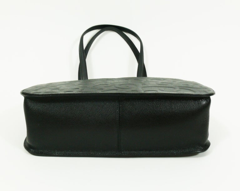 Yves Saint Laurent YSL Vintage Grained Black Leather Arabesque Bag at ...