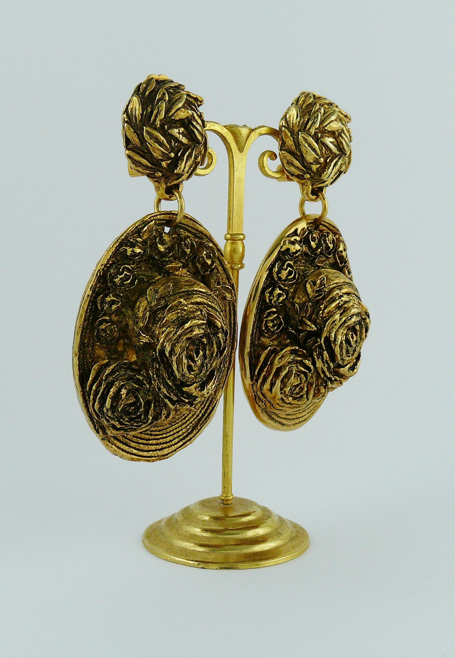 CHANTAL THOMASS Vintage Massive Hut baumelnde Ohrringe im Zustand „Hervorragend“ im Angebot in Nice, FR