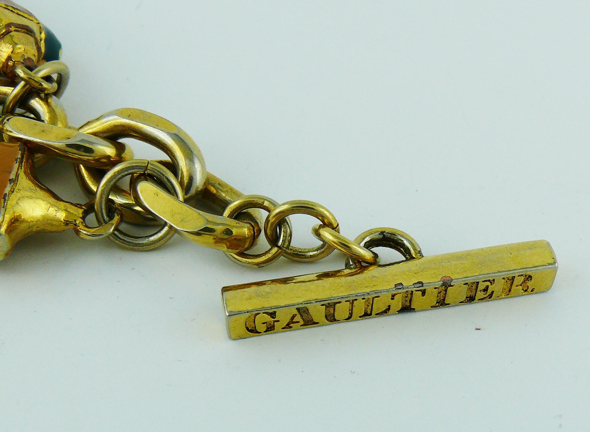 Jean Paul Gaultier Bracelet vintage emblématique à breloques en forme de buste émaillé en vente 10