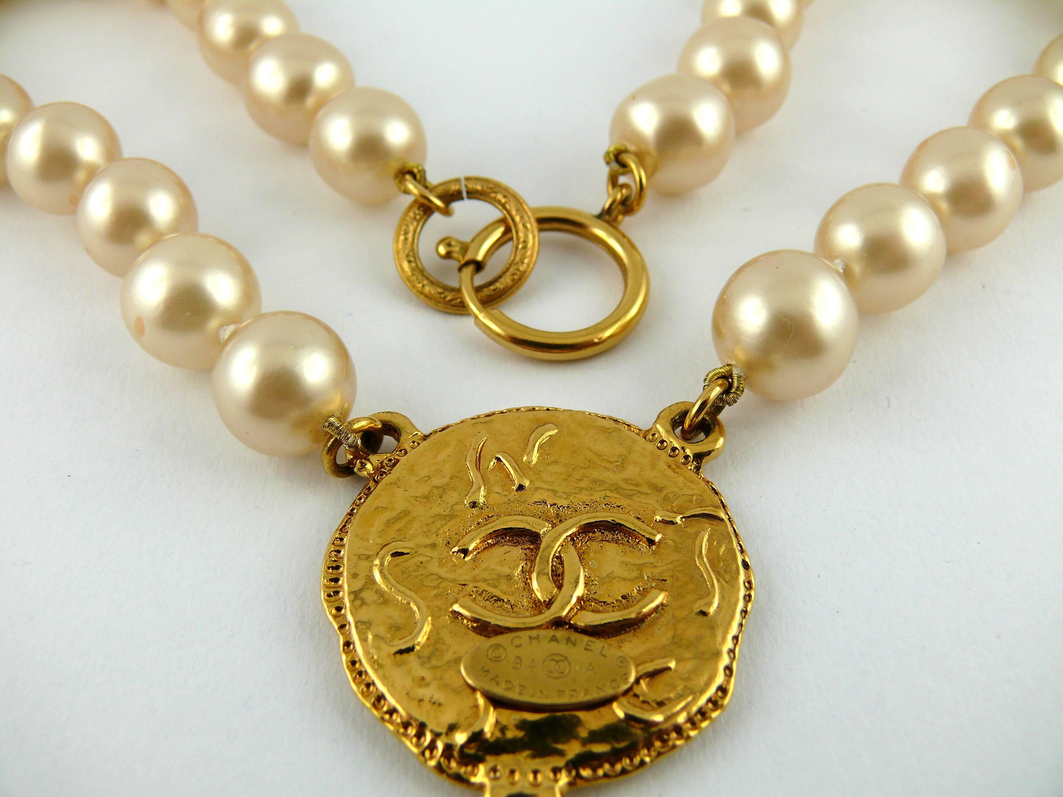 Chanel Vintage Pearl Necklace with CC Logo Coin Medallion, 1994  2
