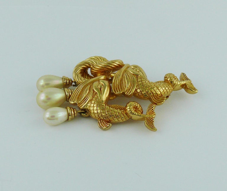 Christian Dior Vintage Dolphin Pearl Brooch at 1stDibs chr dior germany
