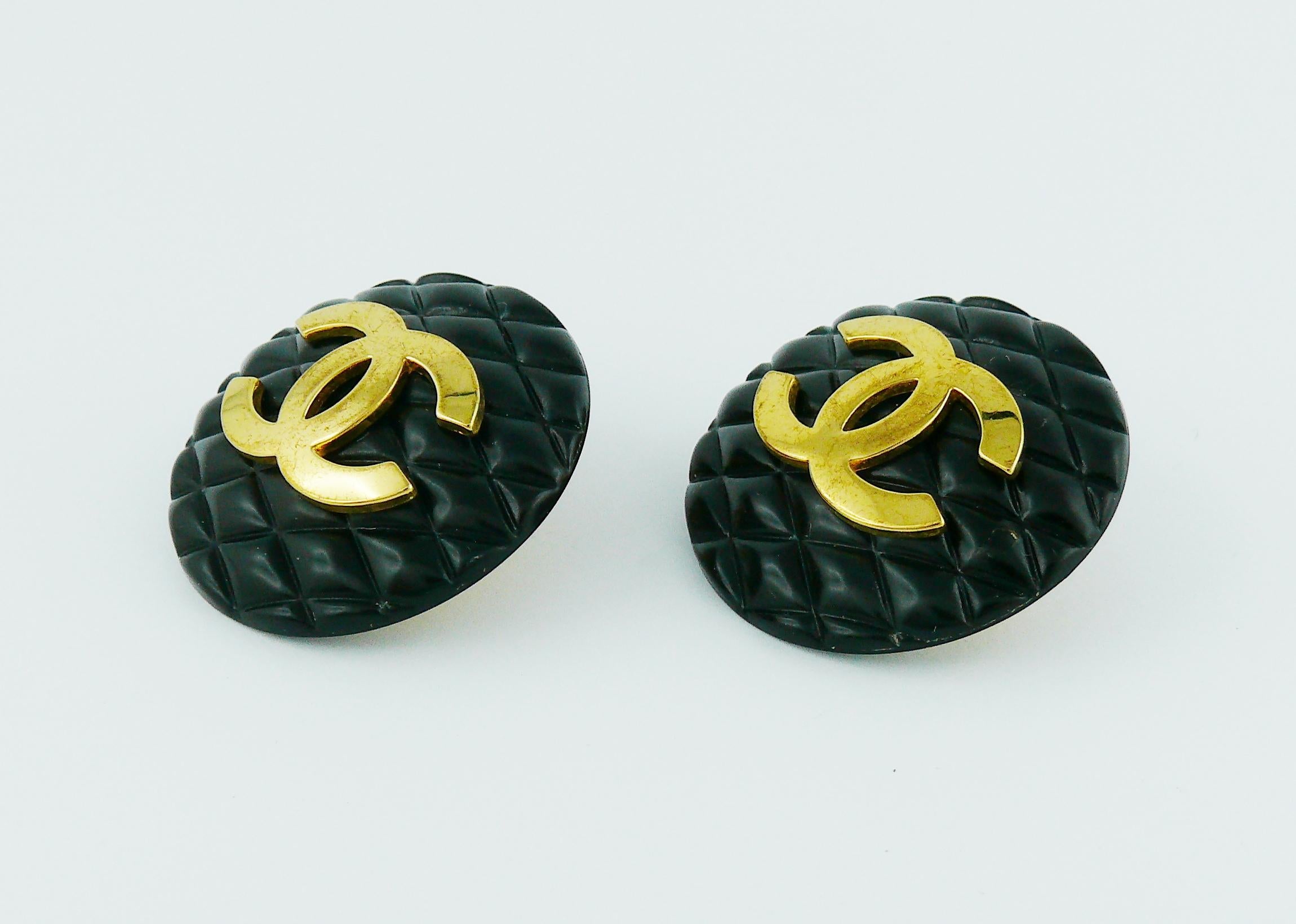 Chanel Vintage 1994 Large Black Quilted Logo Clip-On Earrings 1