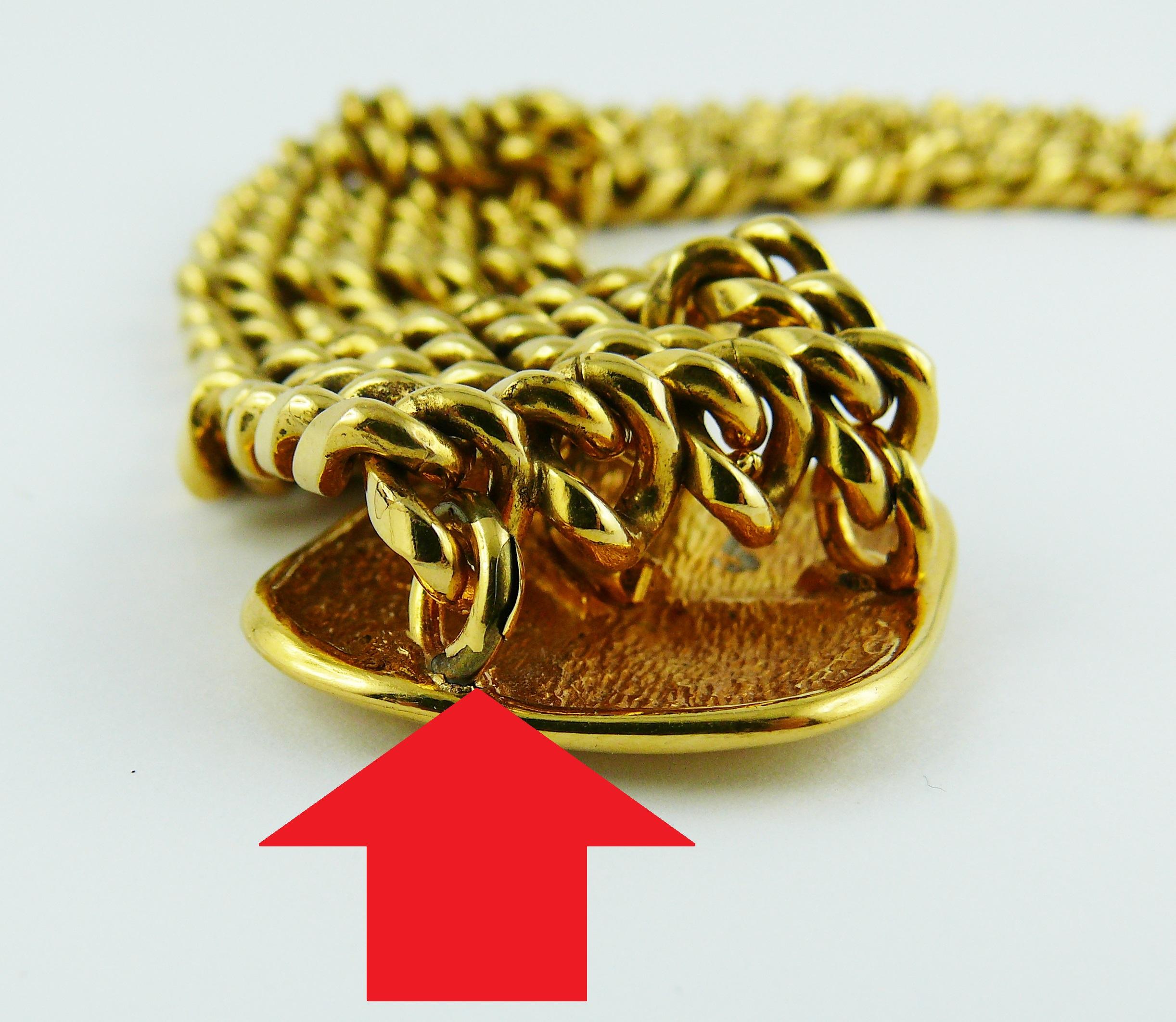 Chanel Vintage Gold Toned Quilted Medallion Chain Bracelet 10