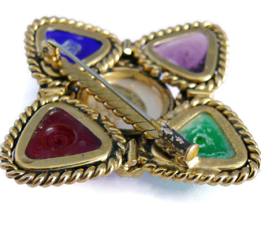 Chanel Vintage Gripoix Poured Glass Brooch, 1988 3