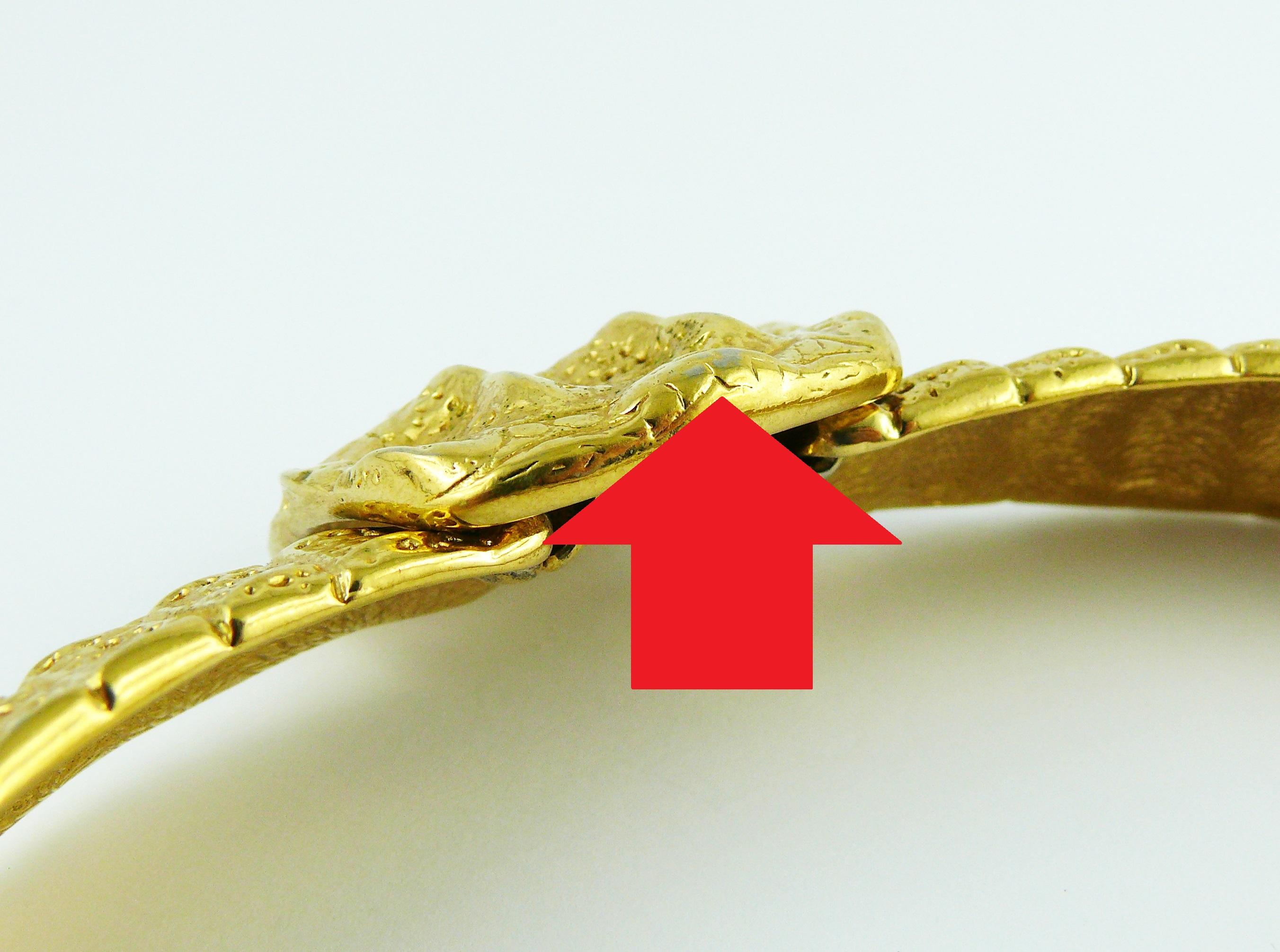 Yves Saint Laurent YSL Vintage Gold Toned Croc Design Choker Necklace 4
