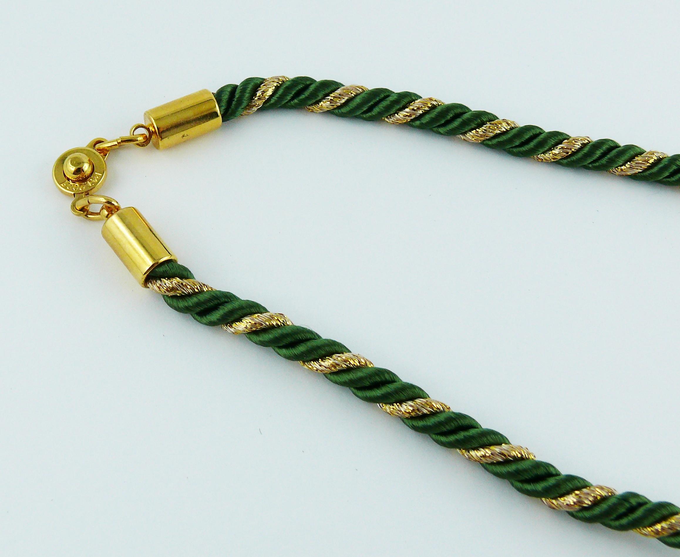 vintage poison necklace