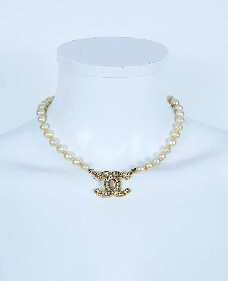 Chanel Vintage Pearl Necklace with Crystal CC Logo at 1stDibs