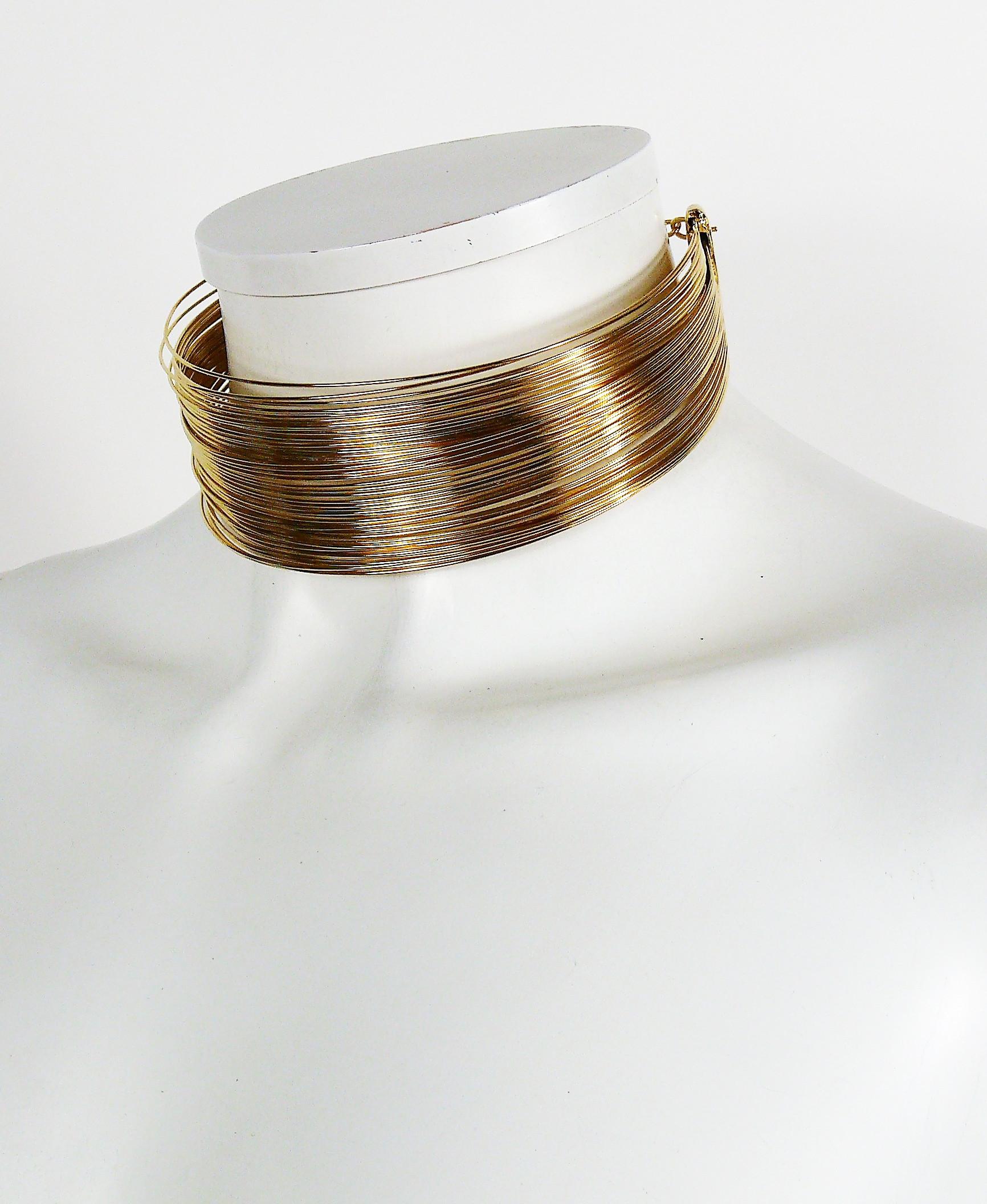 Christian Dior J'Adore Collier ras de cou en fil métallique doré 2
