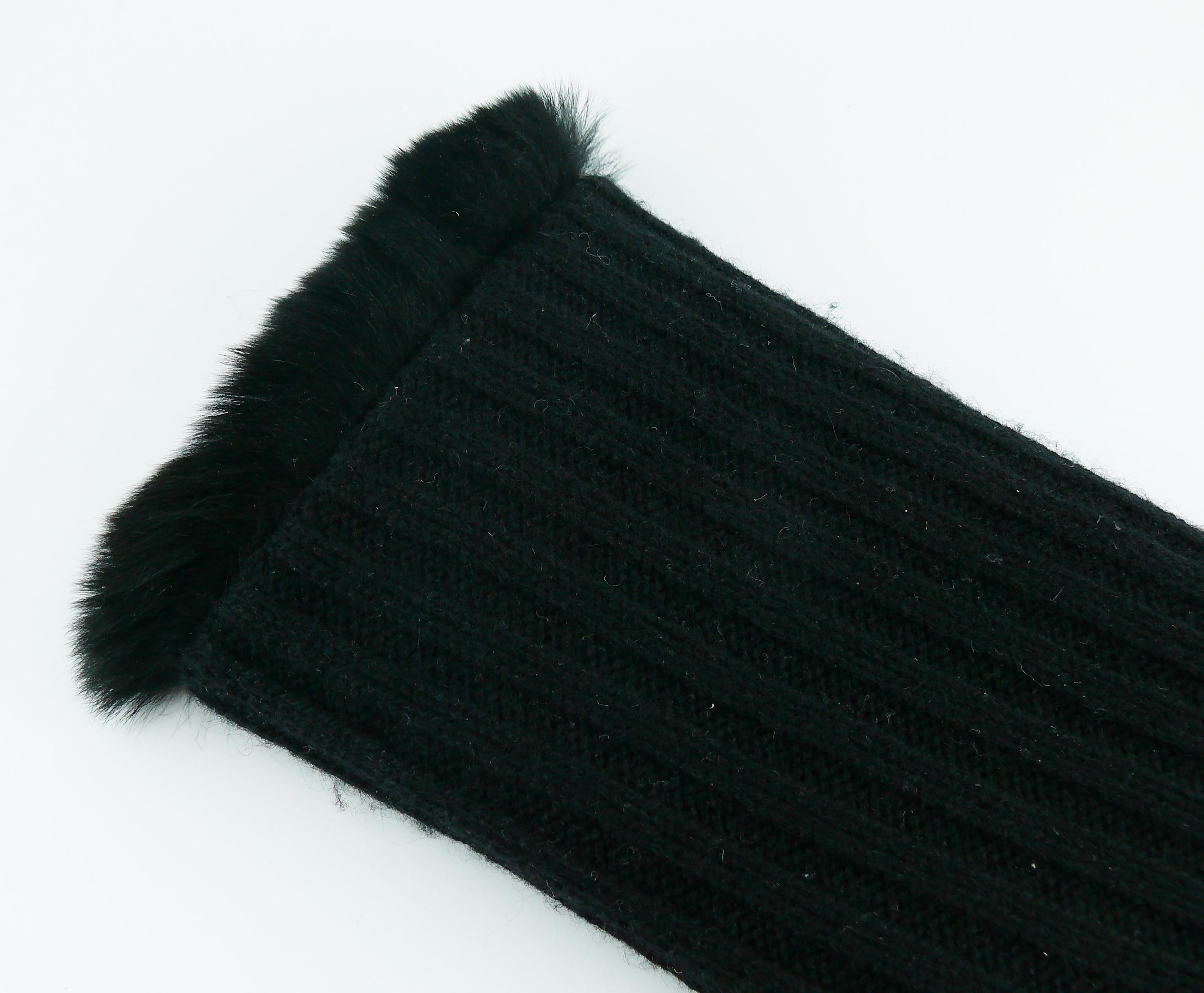 Chanel black lambskin and wool Fingerless Gloves  In Excellent Condition In Nice, FR