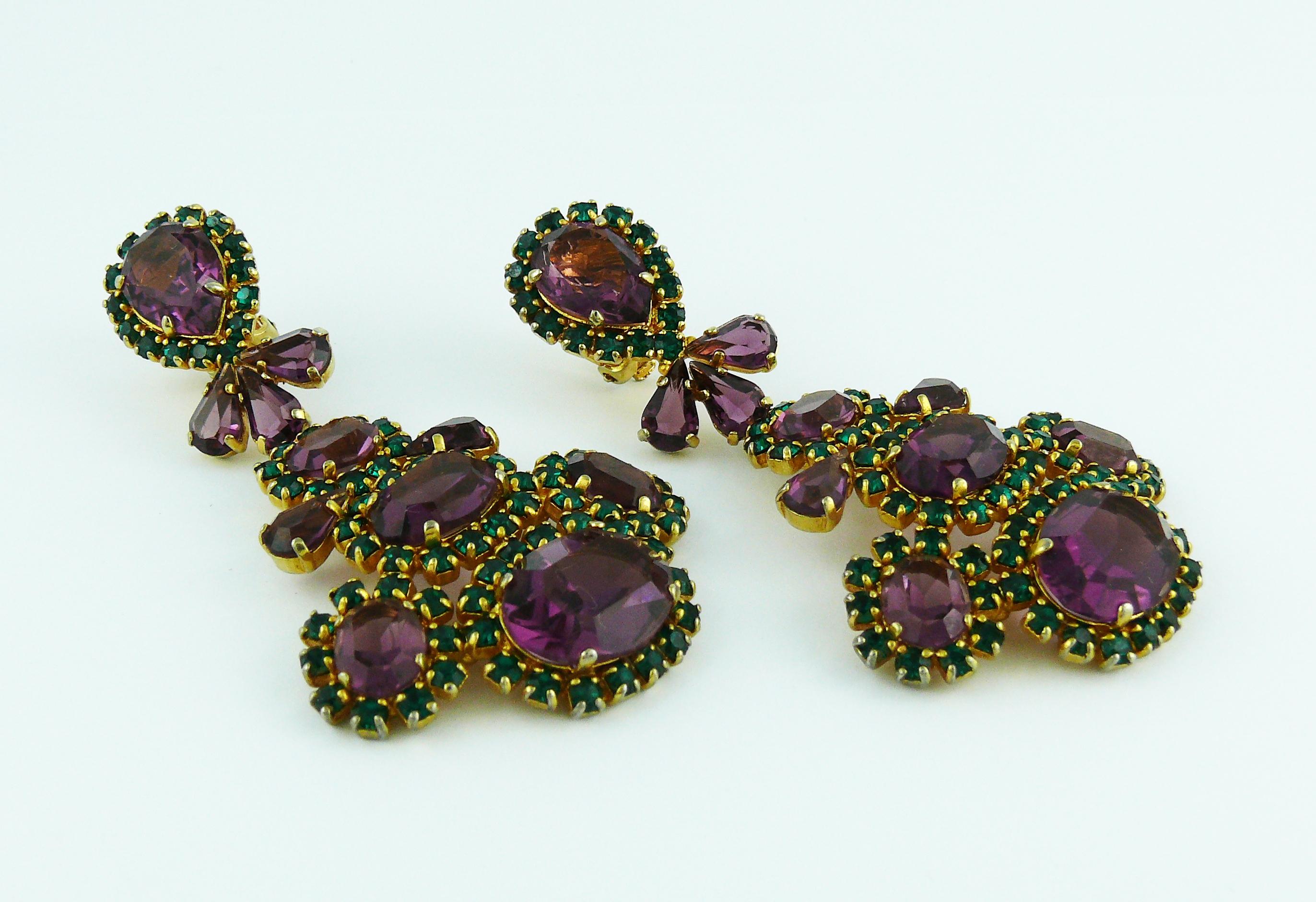 Christian Dior Vintage Massive Purple and Green Crystal Dangling Earrings In Good Condition In Nice, FR