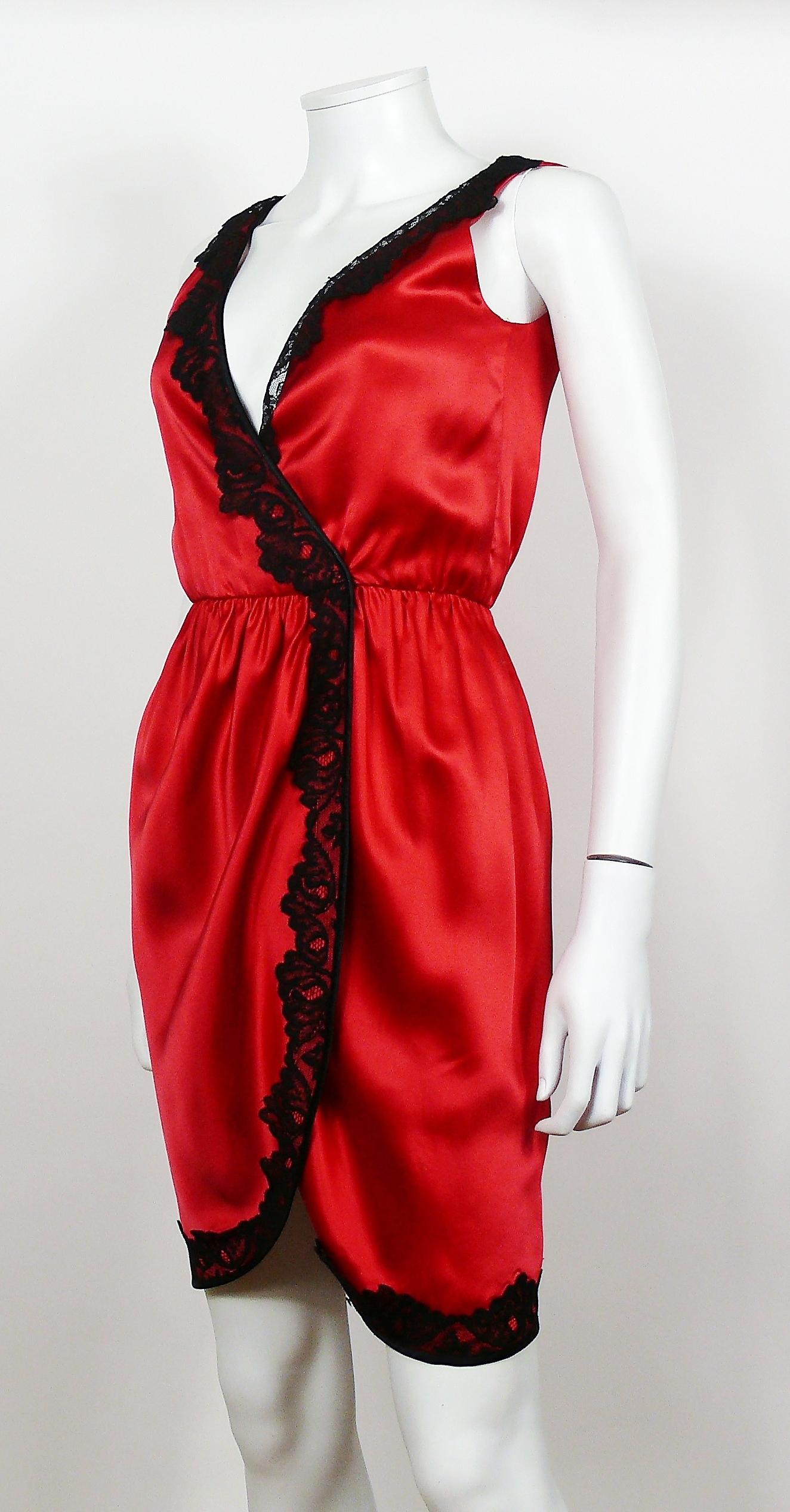 Yves Saint Laurent YSL Rive Gauche Vintage Red Silk Wrap Style Dress In Good Condition For Sale In Nice, FR