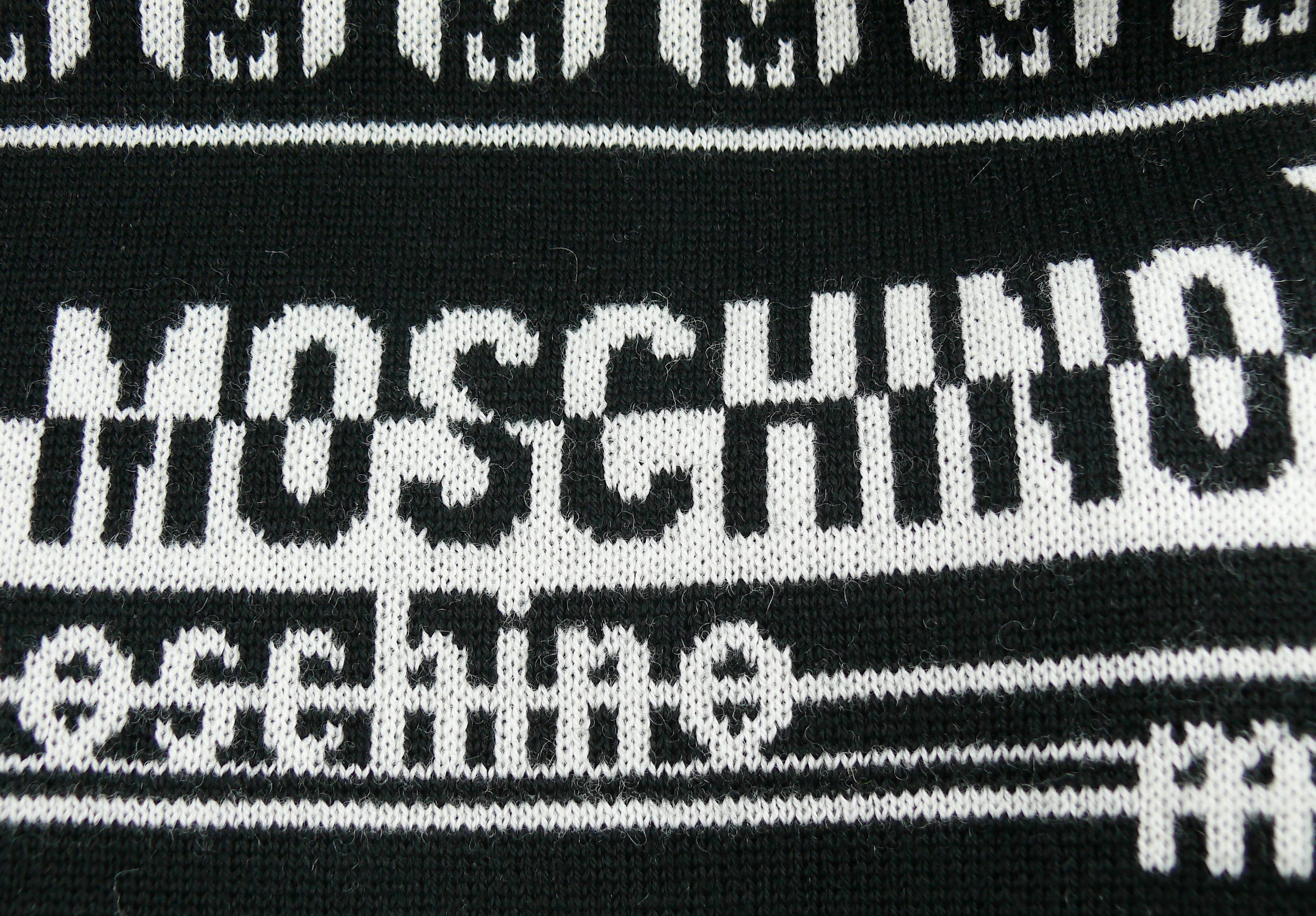 Moschino Vintage Black and White Computer Screen Wool Light Sweater Size M In Excellent Condition For Sale In Nice, FR