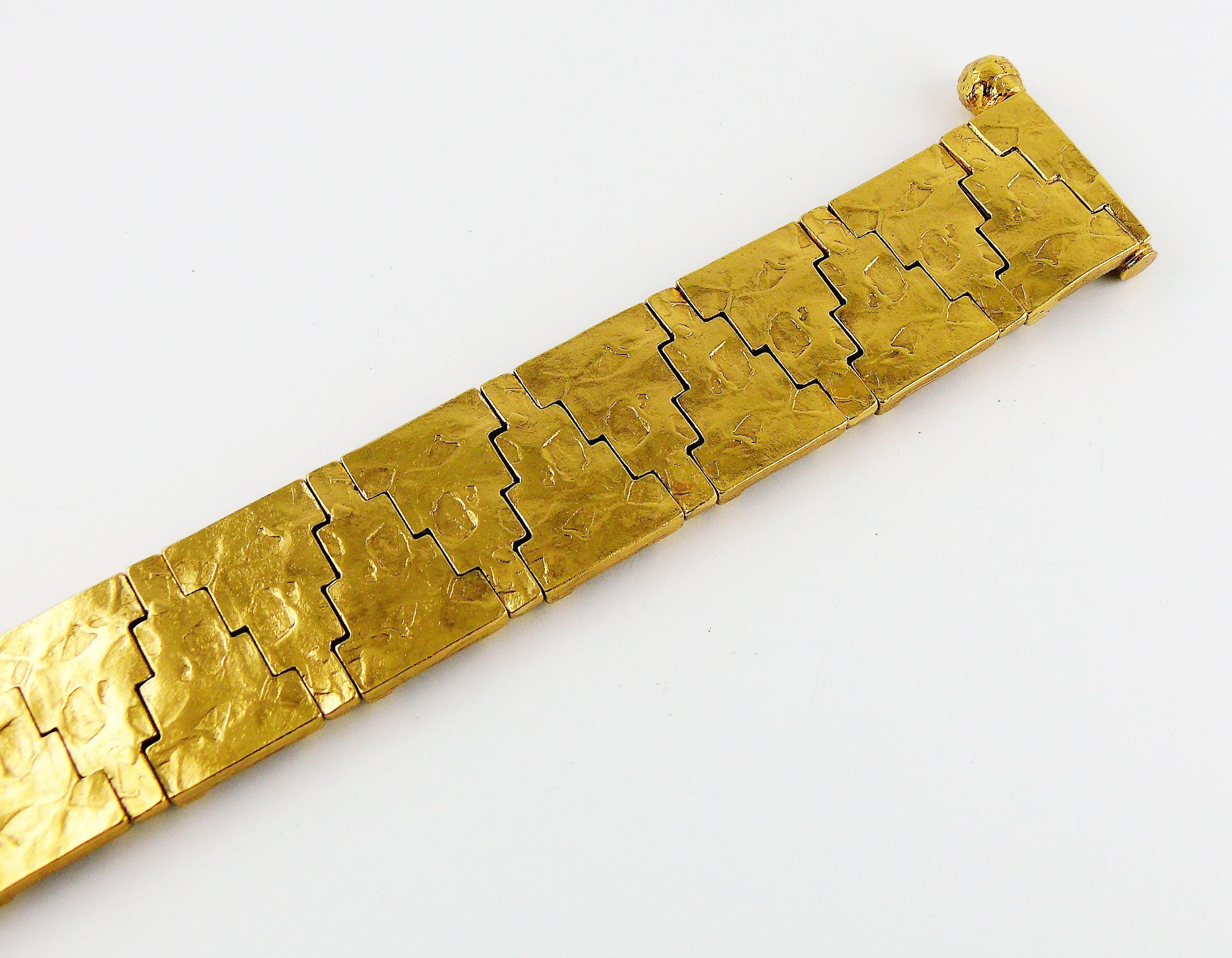 Yves Saint Laurent YSL Gold Toned Geometric Pattern Belt (Braun)