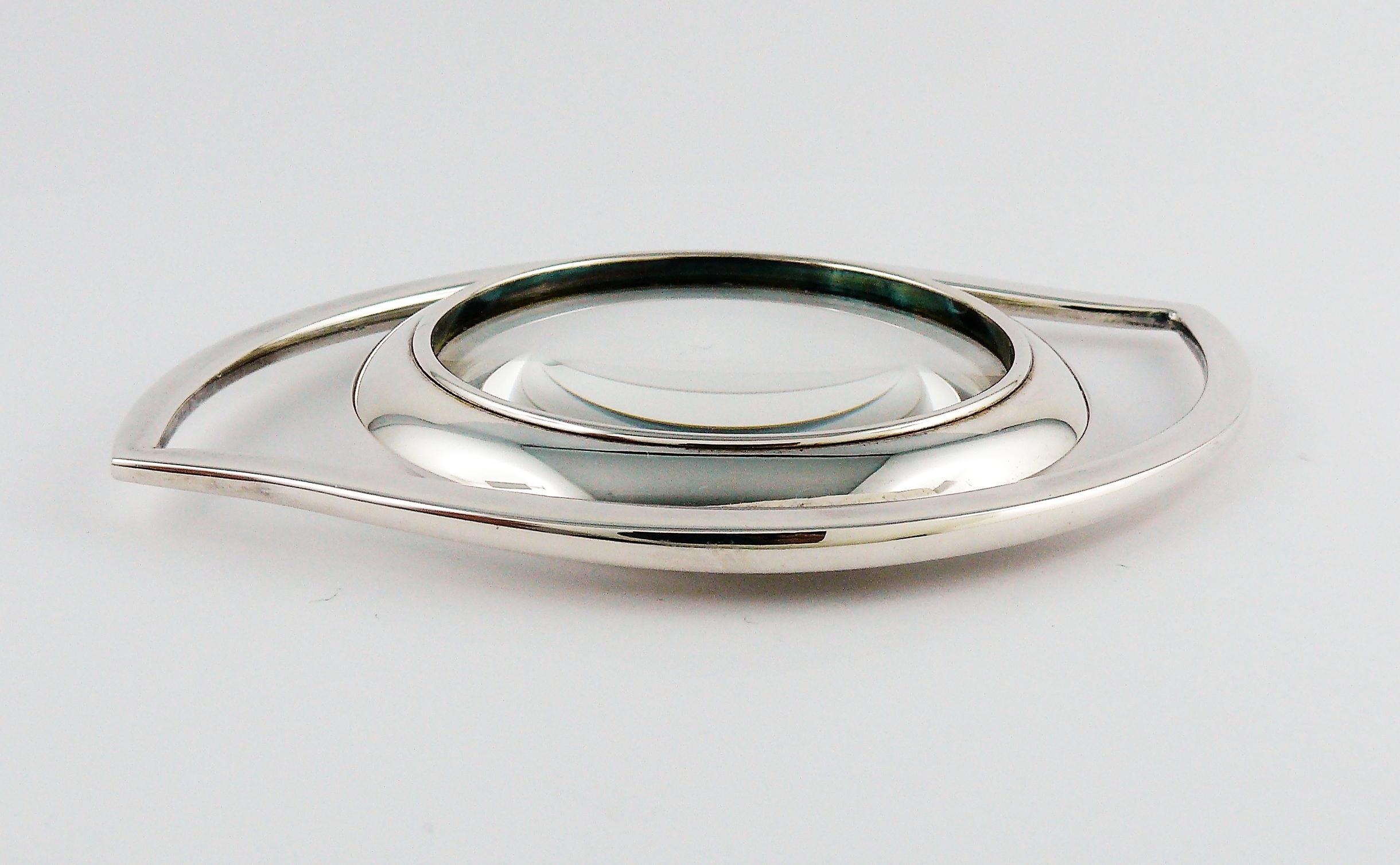 Hermes Cleopatra Eye Silver Toned Desk Magnifying Glass Paperweight In Excellent Condition In Nice, FR