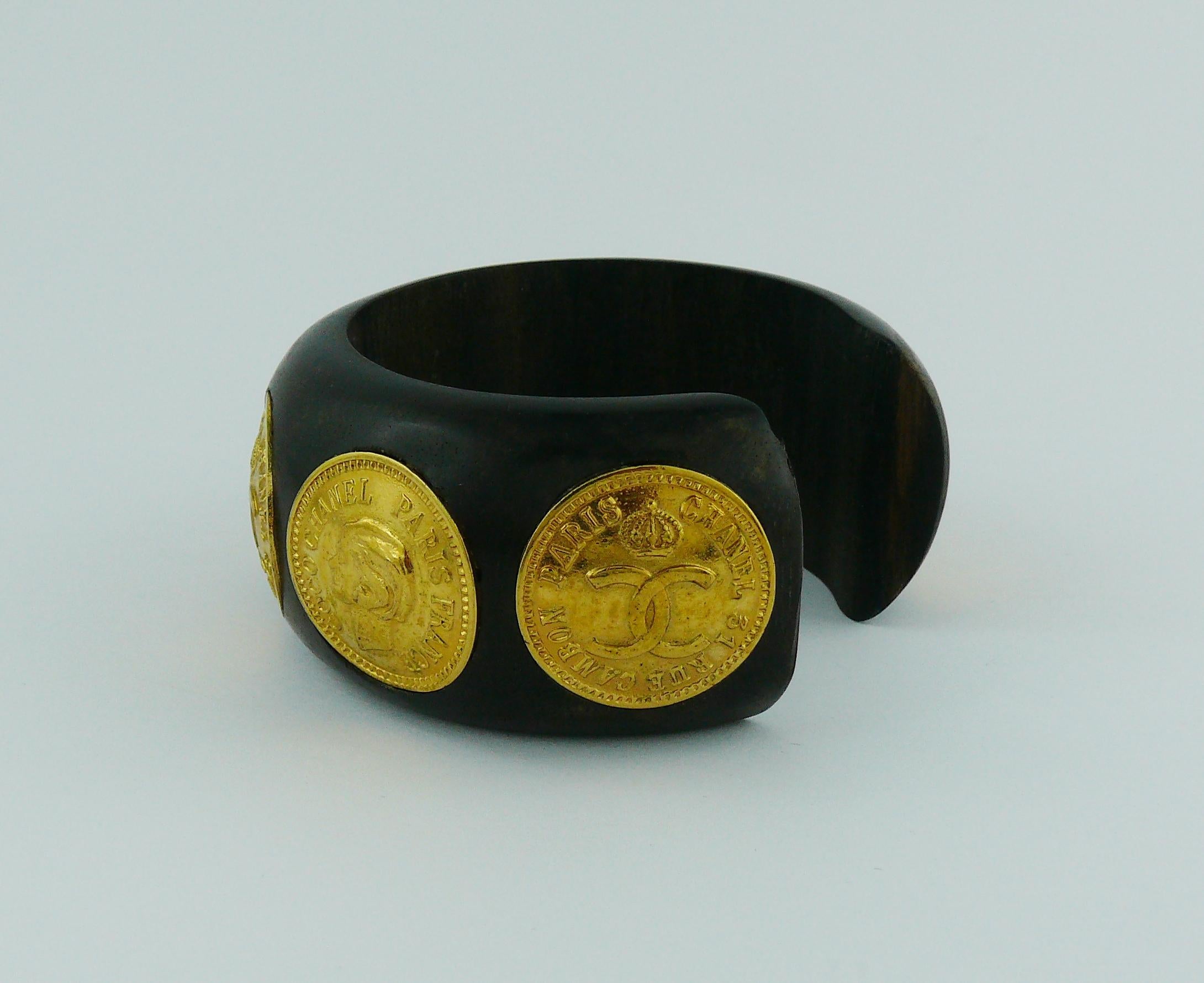 Chanel Vintage 1993 Iconic Coco 31 Rue Cambon Paris Coin Wooden Cuff Bracelet For Sale 1
