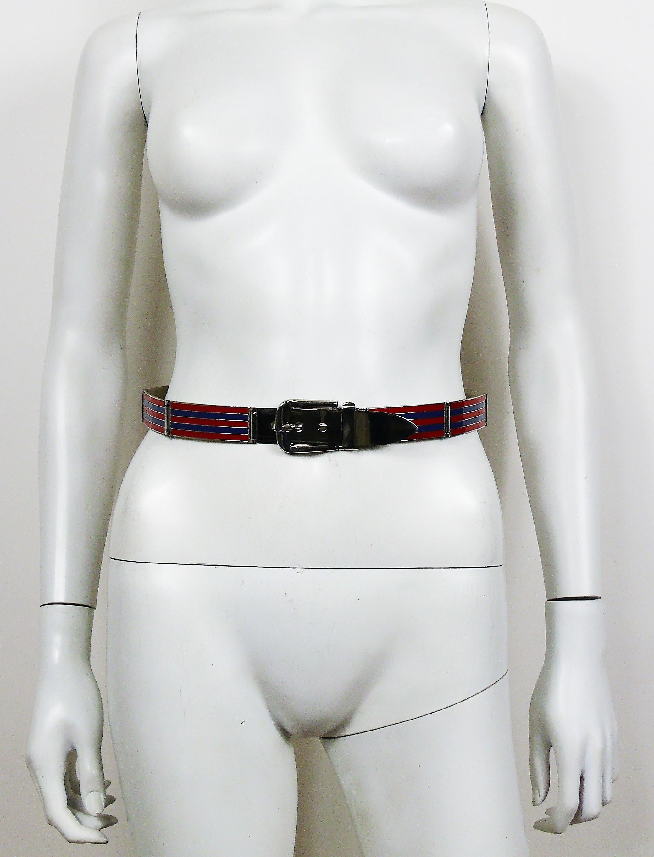 GUCCI vintage silver toned belt featuring articulated links with blue and red enamel pattern.

Secure clasp closure system.

Embossed GUCCI ITALY.

Indicative measurements : adjustable length from approx 67.5 cm (26.57 inches) to approx. 72.5 cm