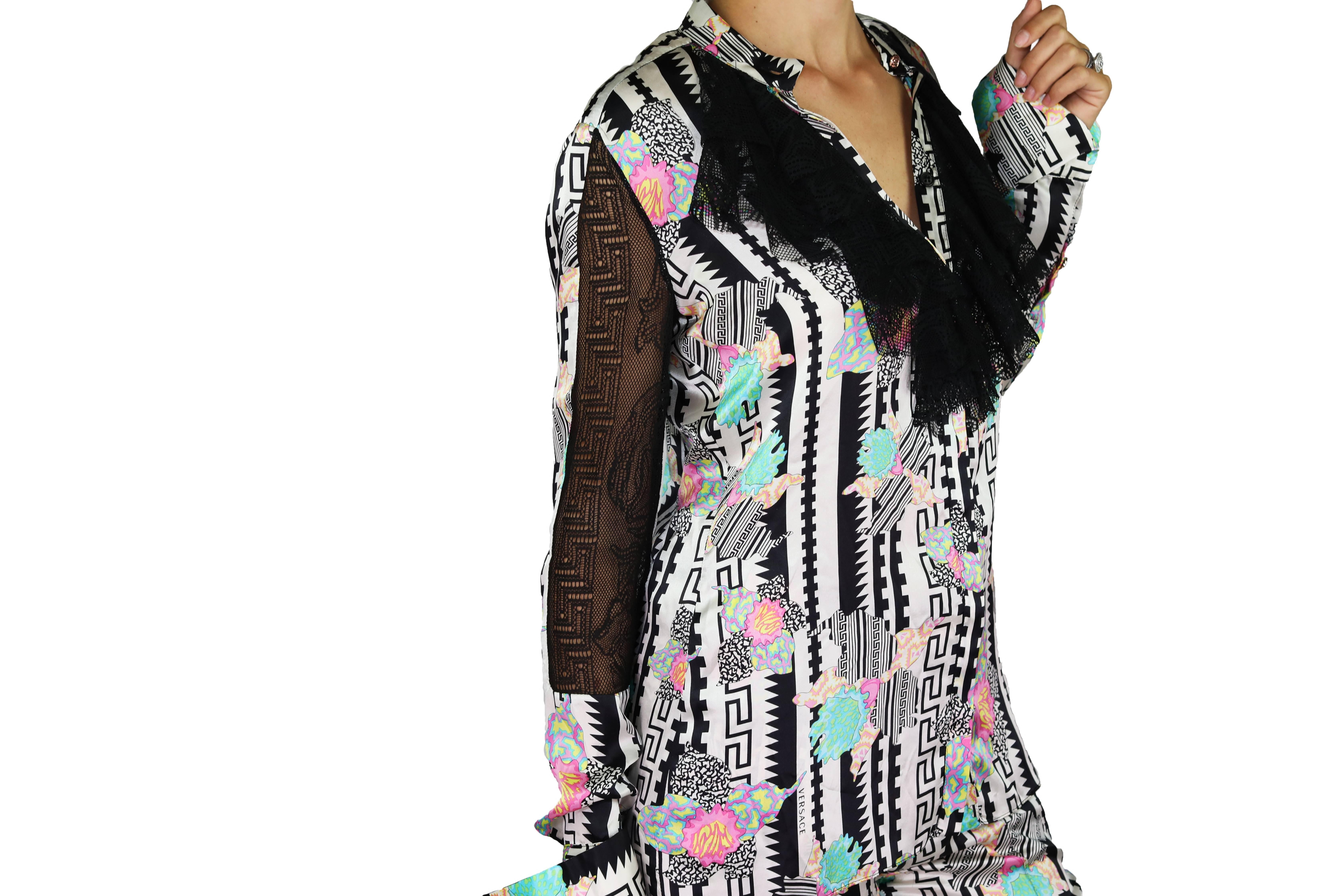 NEW VERSACE PRINTED SILK and LACE PANT SUIT  For Sale 4