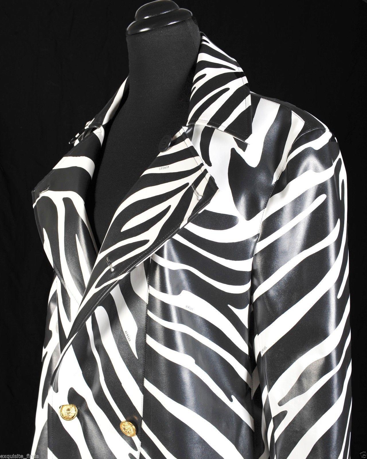 Black NEW VERSACE VERSUS MEN'S WATERPROOF ZEBRA PRINT COAT for MEN For Sale