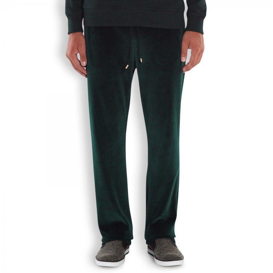 VERSACE VELVET PANTS for MEN

Emerald Green velvet Pants from Versace featuring 
embroidered Medusa logo and 100% leather trim

Very comfortable and extremely luxurious! 
 Made in Italy
Size 3XL
Brand new, with tags
Comes with versace Signature