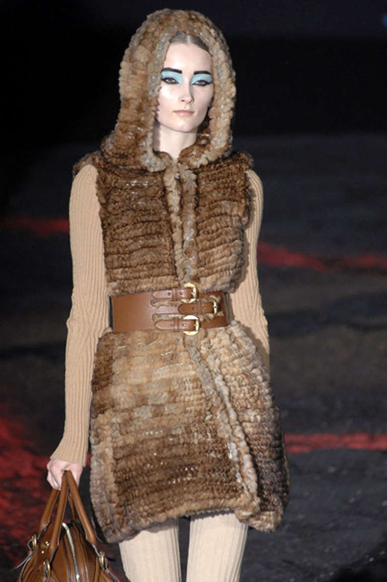 2006 Alexander Mcqueen fur coat

Retail price was over $18,000

Size 44