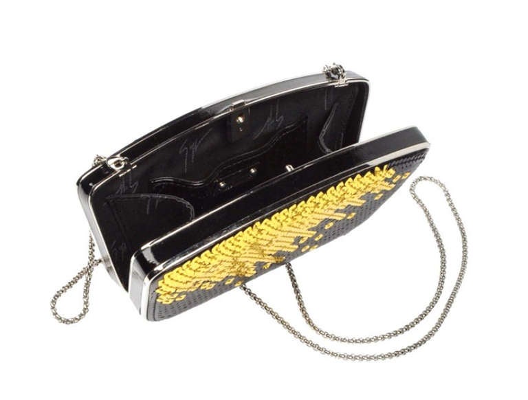 New GIUSEPPE ZANOTTI EMBELLISHED CLUTCH In New Condition In Montgomery, TX