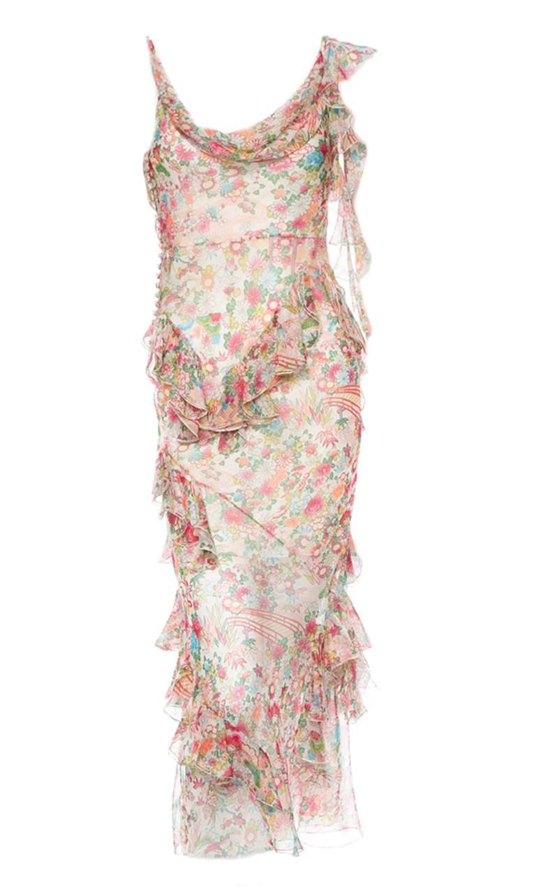 Christian Dior silk dress as seen on Michelle Pfeiffer 

Size 6

100% silk

Excellent condition