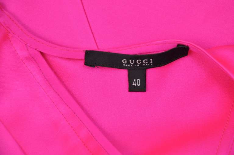 F/W 2001 Tom Ford for Gucci Hot Pink Dress with Exposed Zipper 2