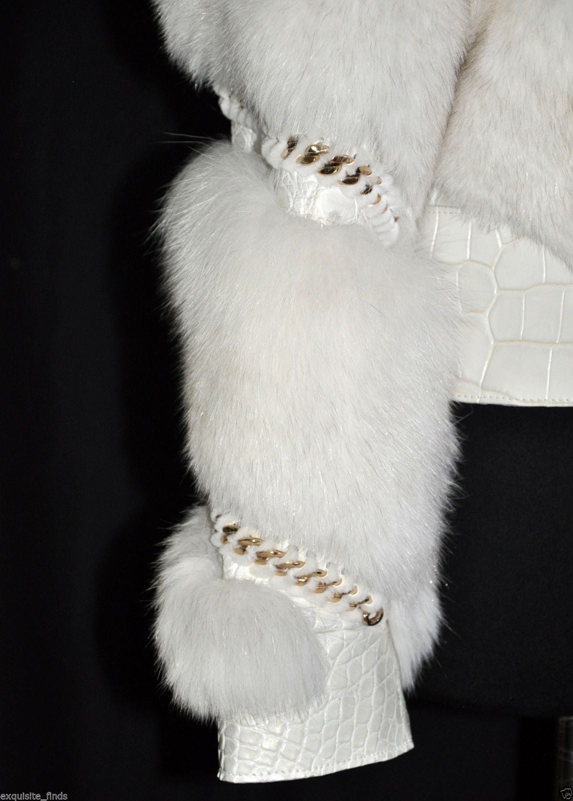 Gucci Veste en fourrure de renard et crocodile perlée 2