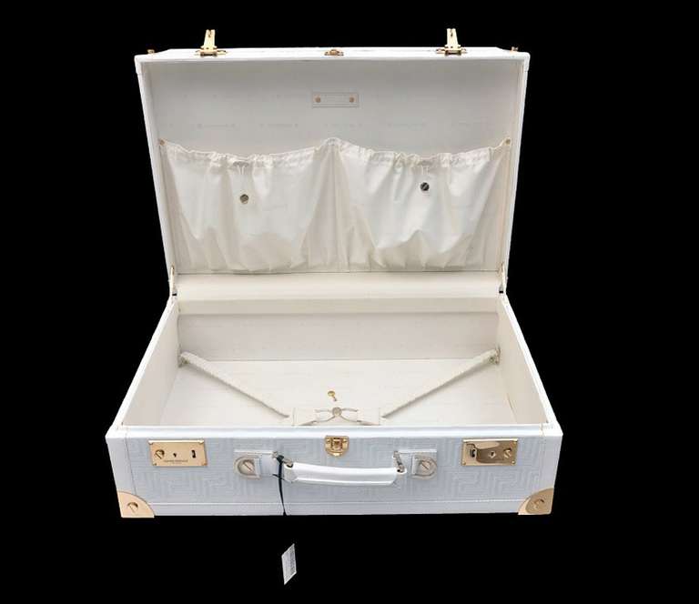 New GIANNI VERSACE COUTURE EMBROIDERED WHITE LEATHER SUITCASE 3