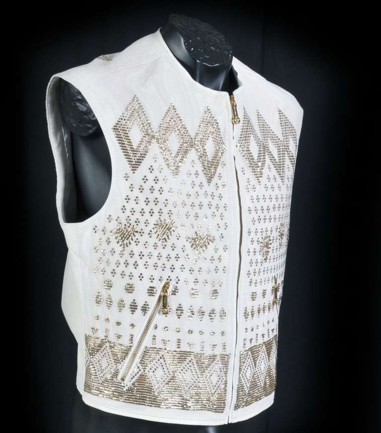 New VERSACE SLEEVELESS EMBELLISHED LEATHER JACKET In New Condition In Montgomery, TX