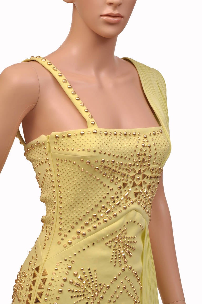 VERSACE Yellow studded plissé and scuba-jersey dress In New Condition In Montgomery, TX