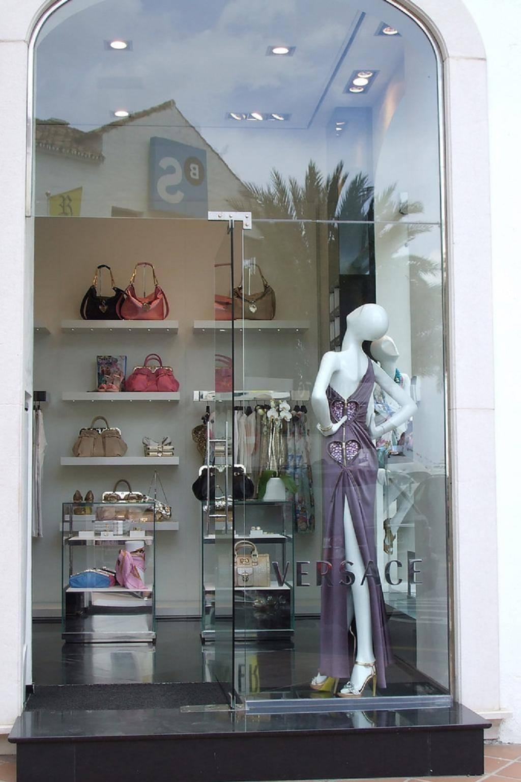 F/S 2009 L# 37 VERSACE LANGES L# 37 LILA LILA LILA SCHWARZES KLEID mit HERZ 46 - 10 im Angebot 9