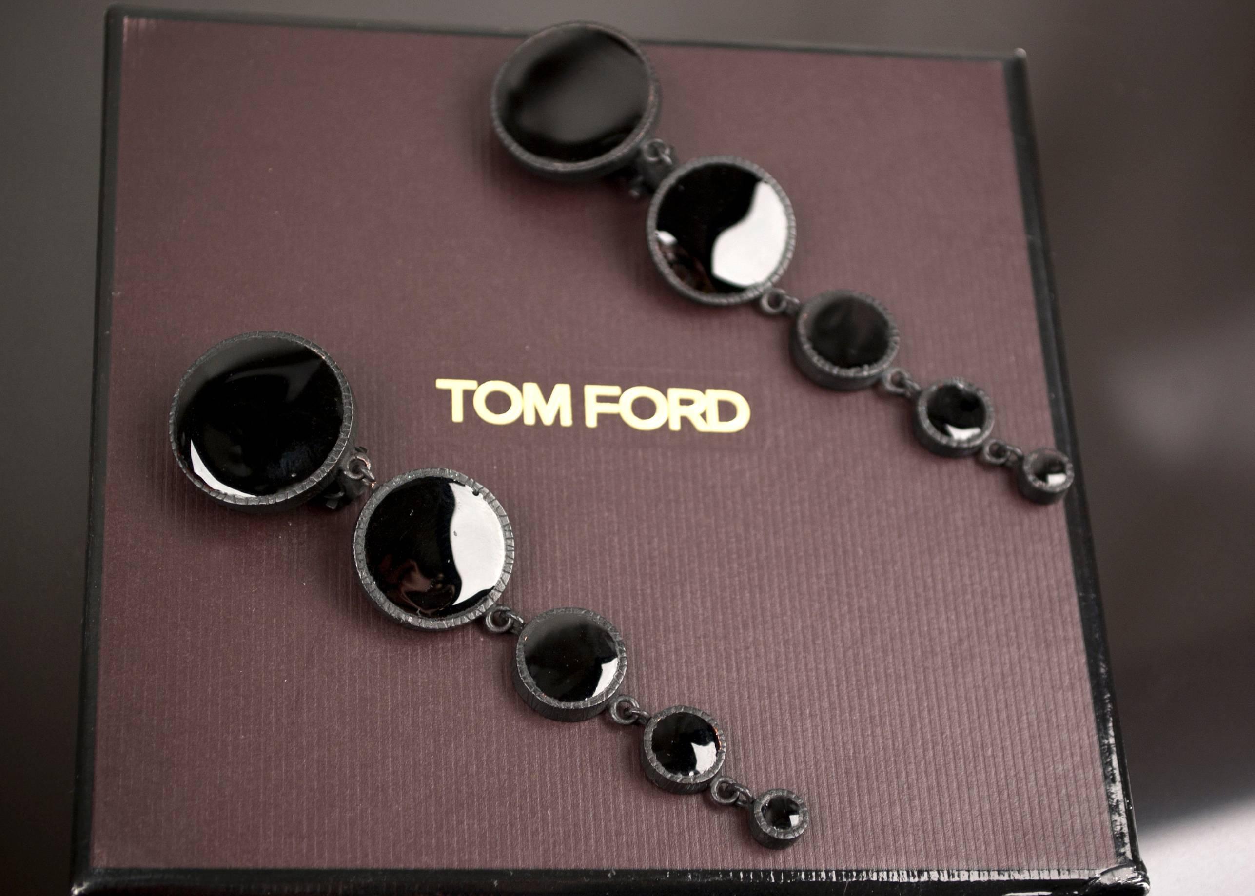 Tom Ford Black  PATE DE VERRE Earrings and Necklace Set 4