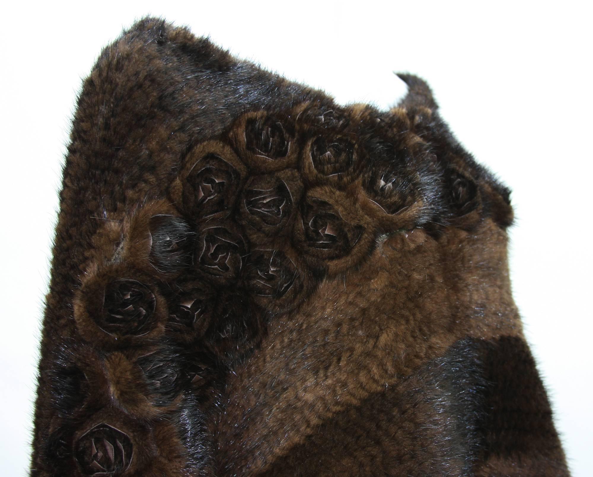 Women's New Etro Knitted Mink Poncho Cape with Leather Mink Roses