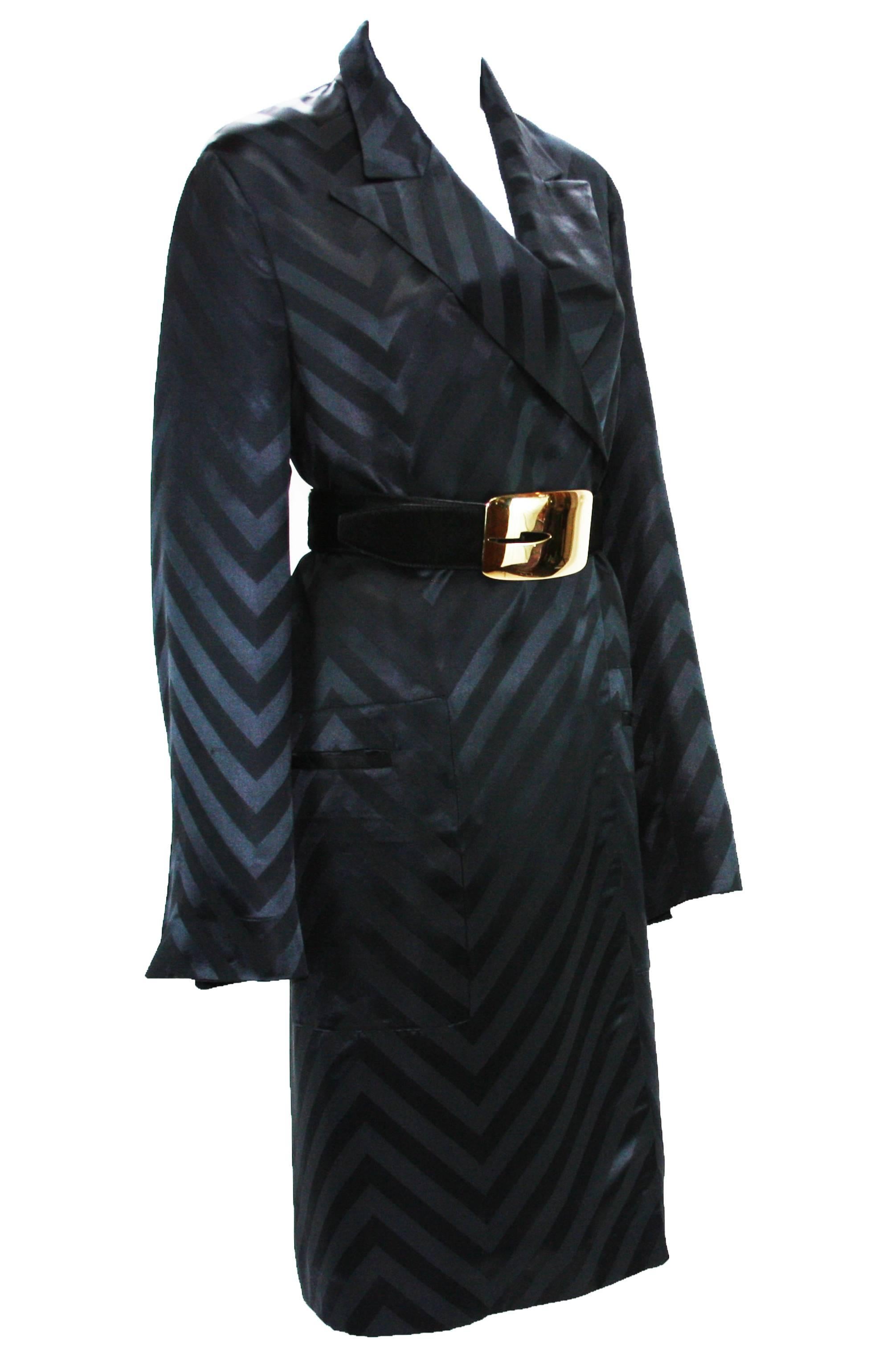 Tom Ford for Gucci Kimono Coat
F/W 2002 Gothic Collection
IT size 40 (will fit other sizes because of style)
Color - Black
100% Silk
Chevron Pattern
Two Deep Front Pocket
Two Inner Pockets
Fully Lined - 100% Silk
Open Style
Measurements