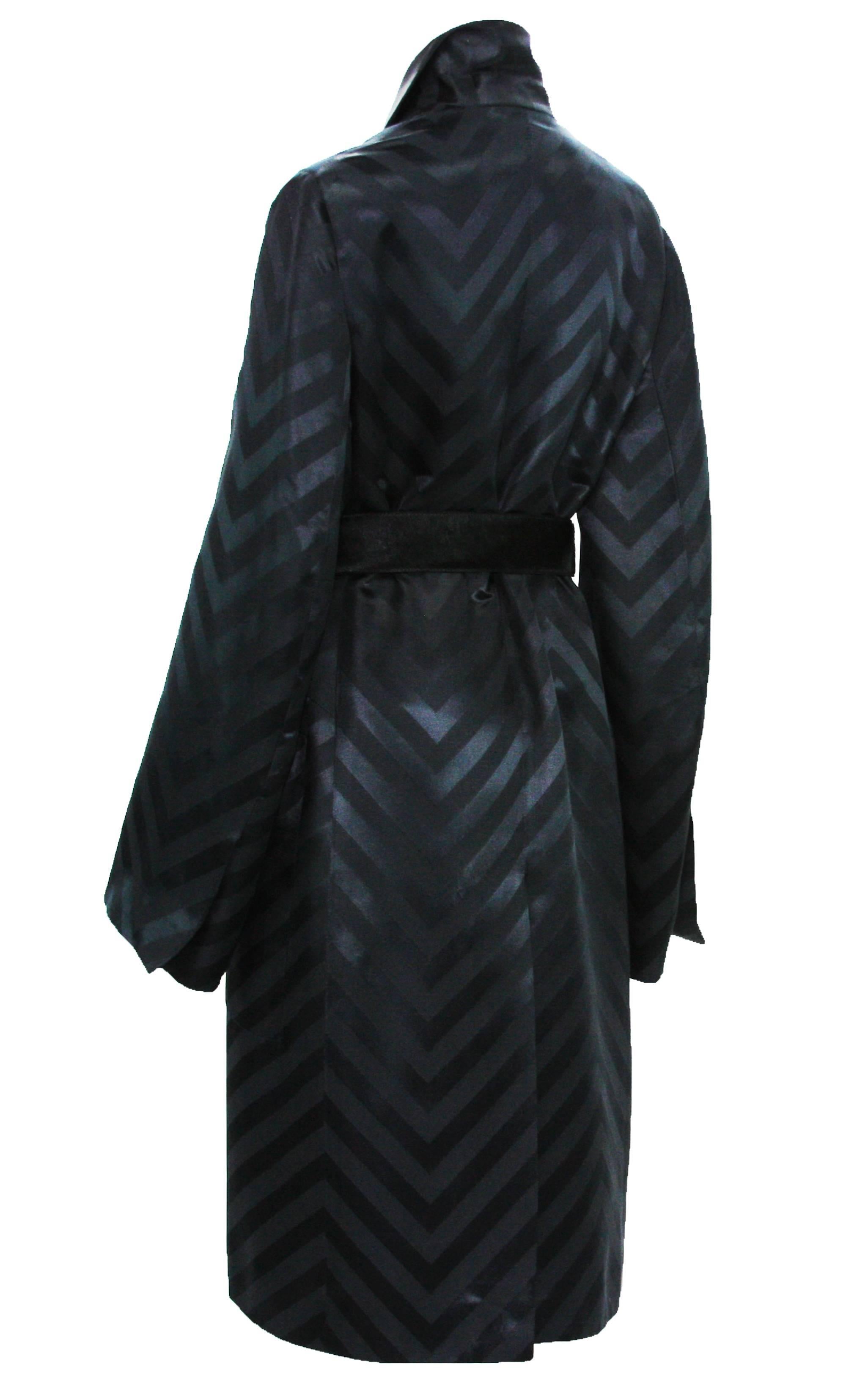 Women's Tom Ford for Gucci F/W 2002 Black Silk Kimono Coat with Belt 