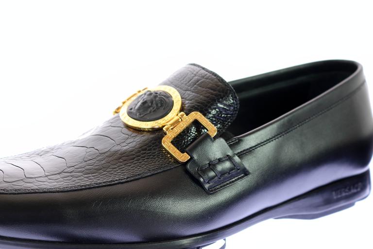Versace Black Ostrich and Leather City Loafers 39; 40; 43 at  display picture 1