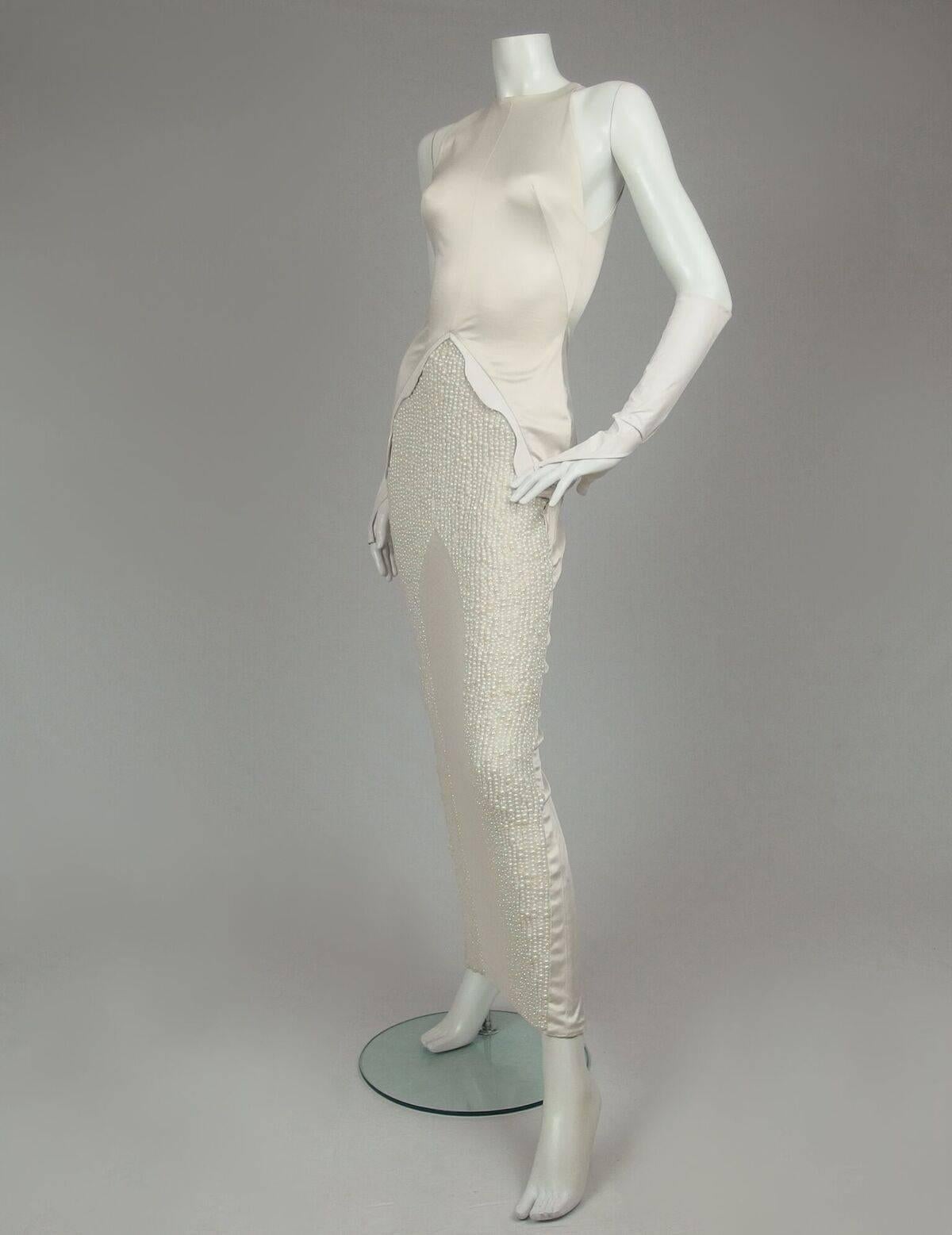 SarahNeuhard Pearl Embellished Gown Sz: XS, S, M, L In New Condition In Montgomery, TX
