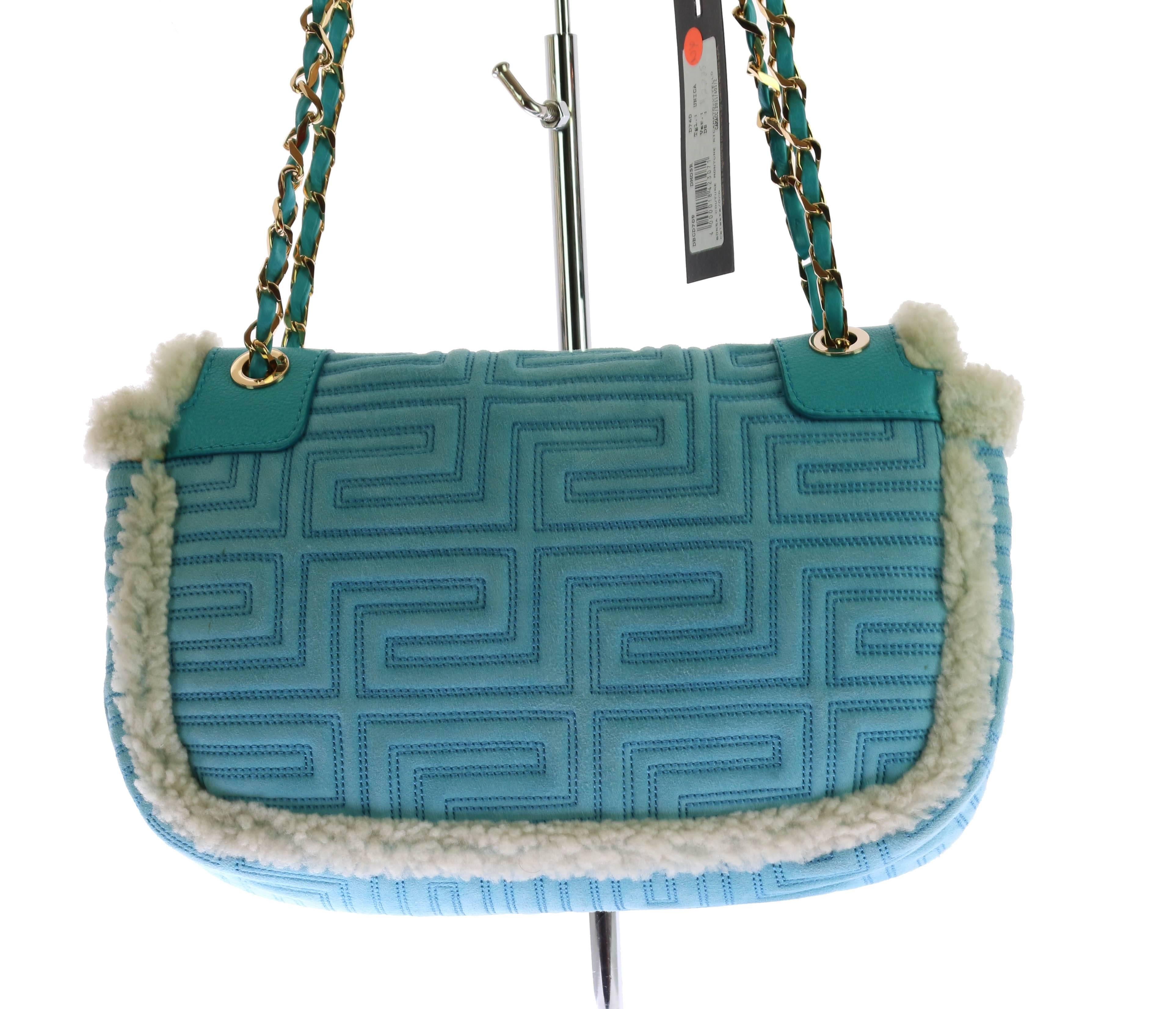 GIANNI VERSACE COUTURE blue quilted shearling leather shoulder bag In New Condition In Montgomery, TX
