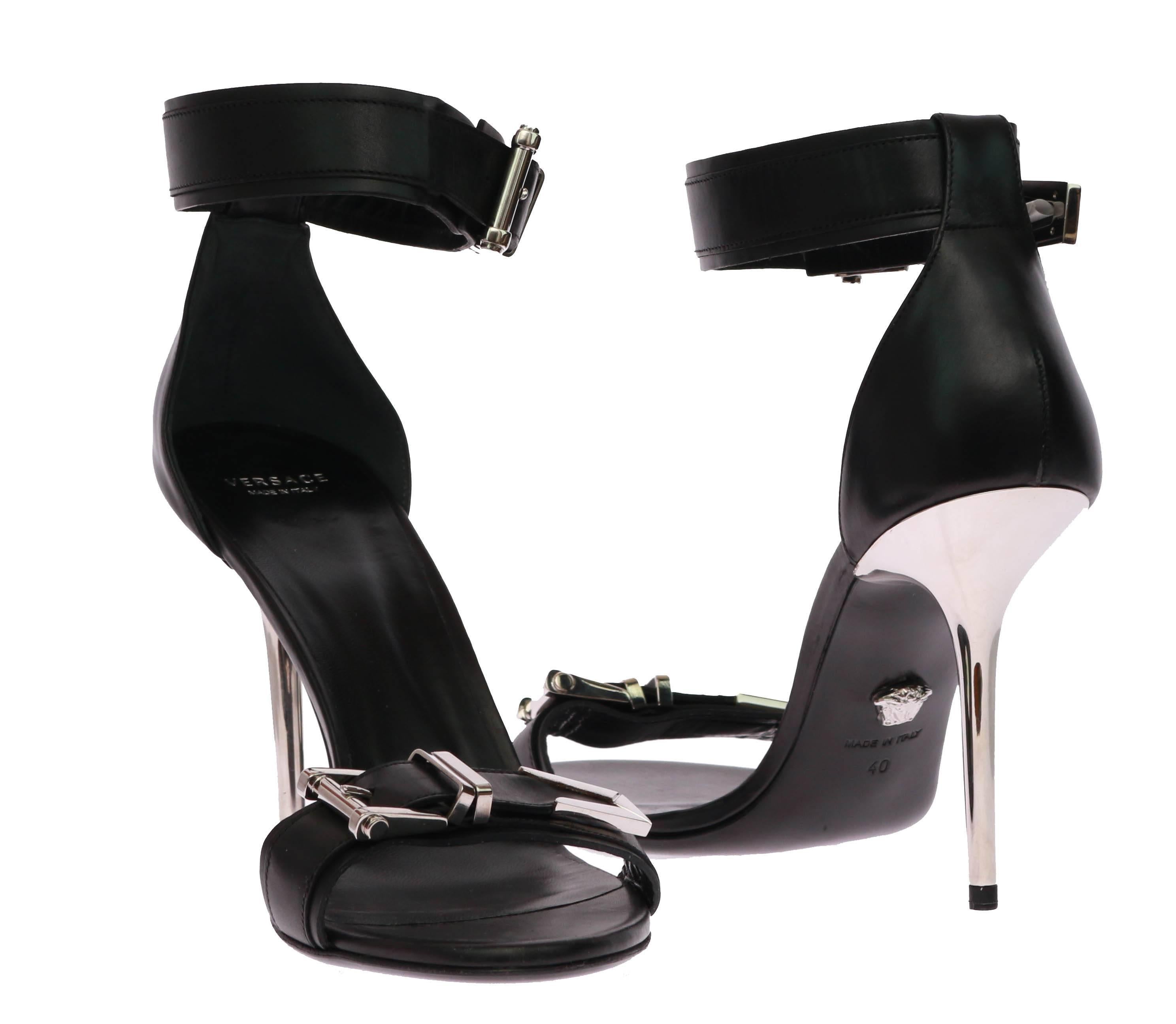  VERSACE black leather sandals with metallic stiletto heel Sz 41 In New Condition For Sale In Montgomery, TX